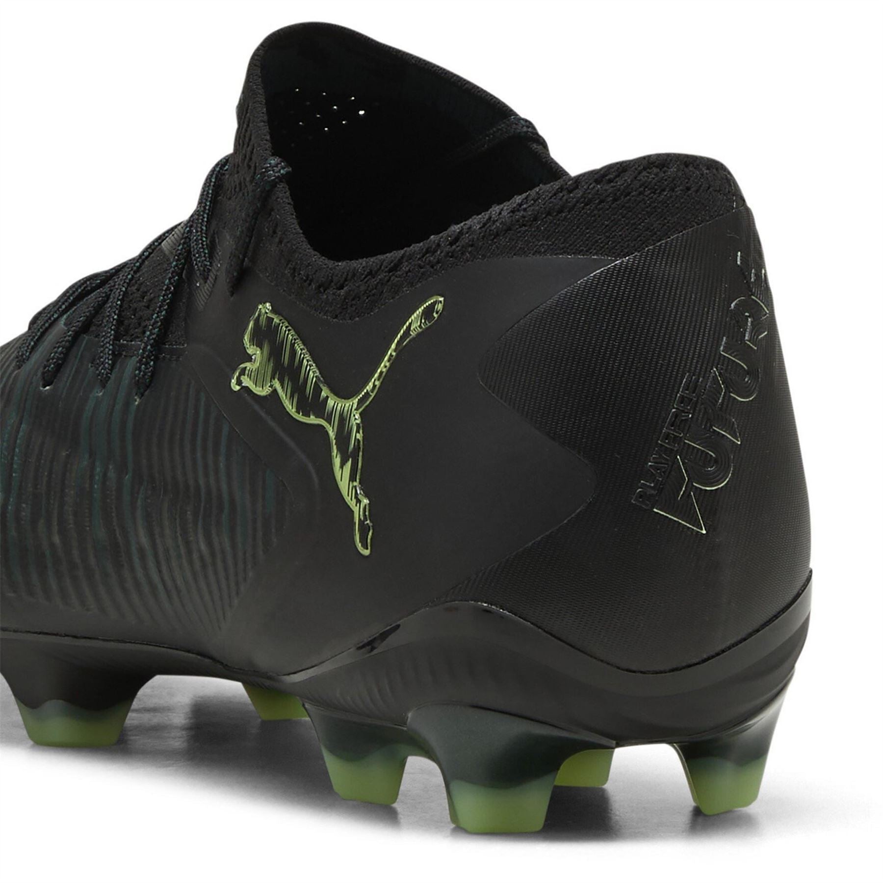 Puma 8 Ultimate Low Fg Firm Ground Football Boots
