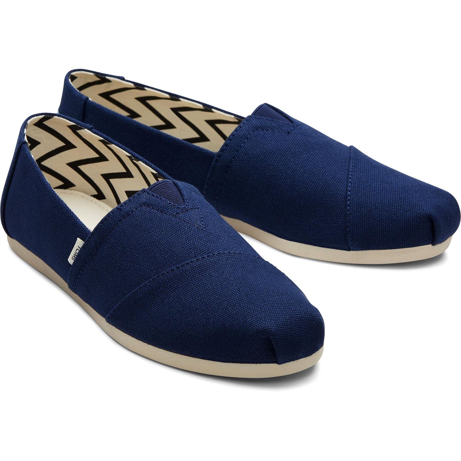 Toms Canvasas Pumps