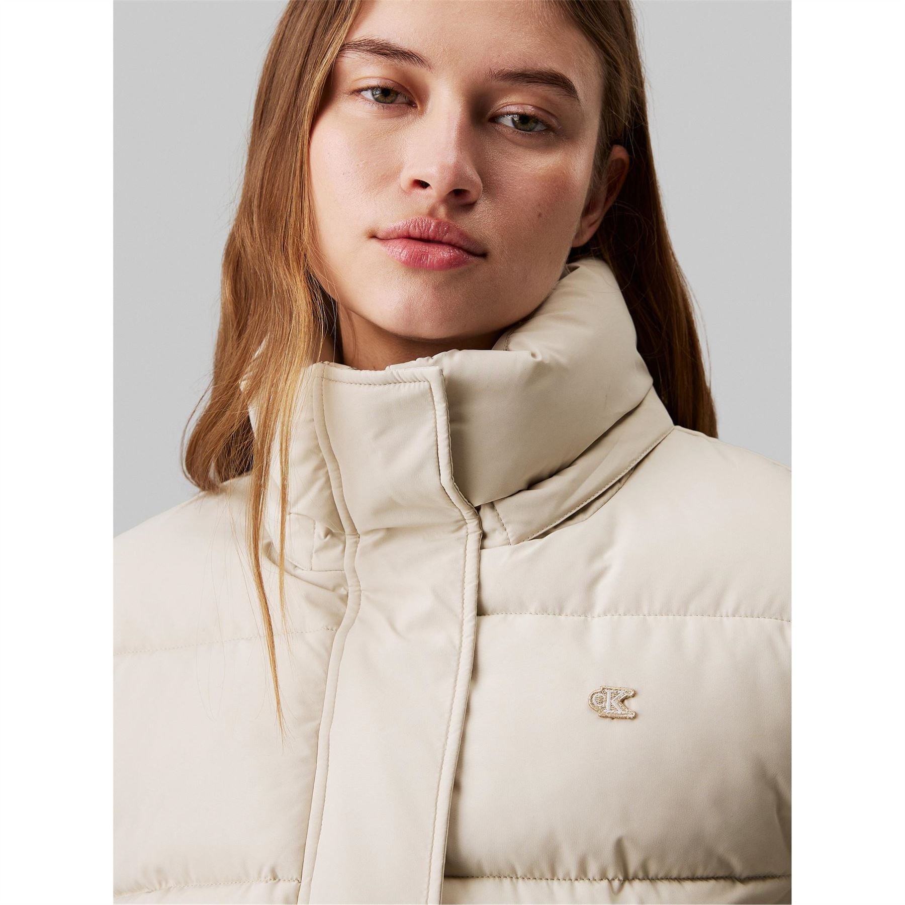 Calvin Klein Jeans  Essential Water Resistant Rds Certified Down Short Puffer Jacket