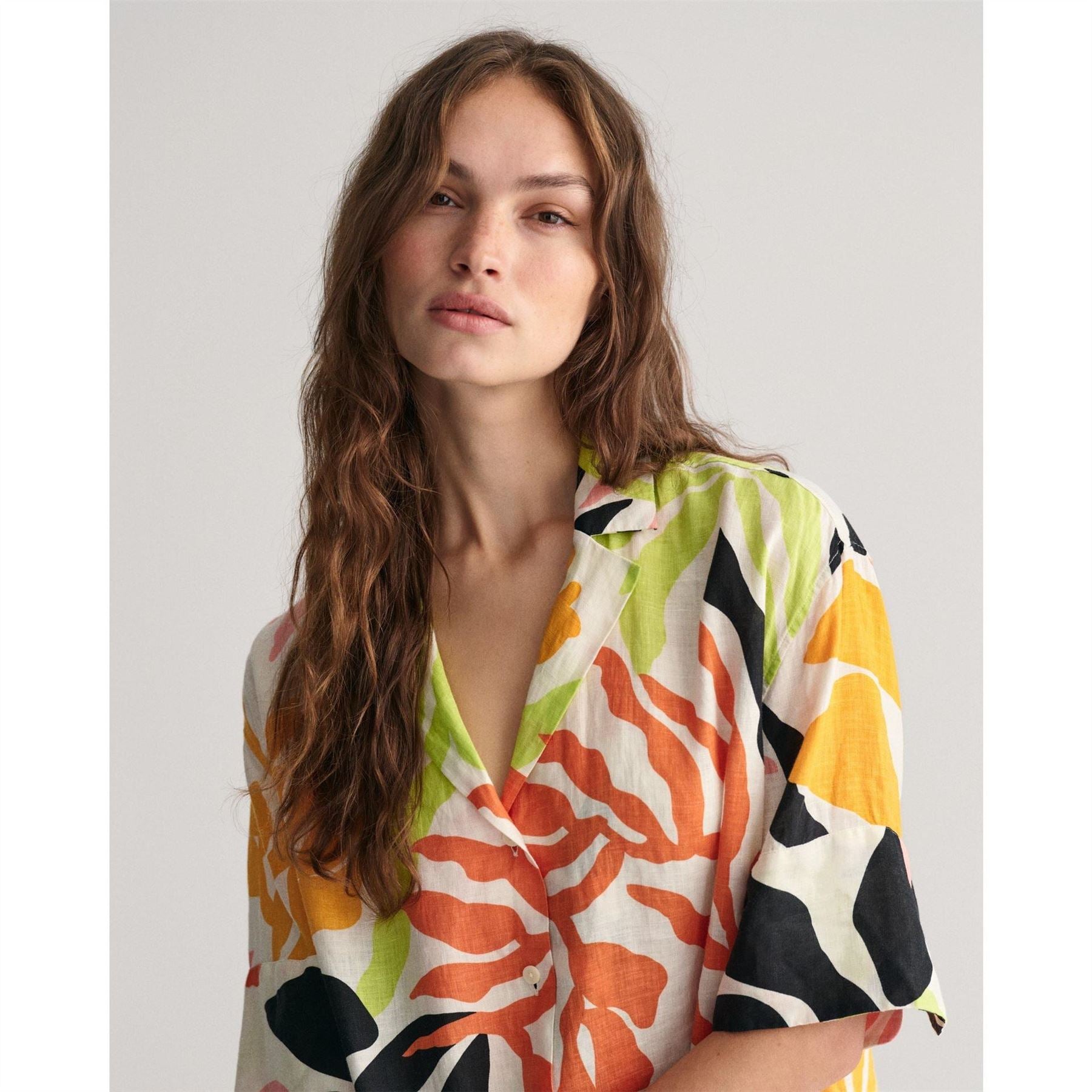 Gant Fit Palm Print Linen Short Sleeve Shirt