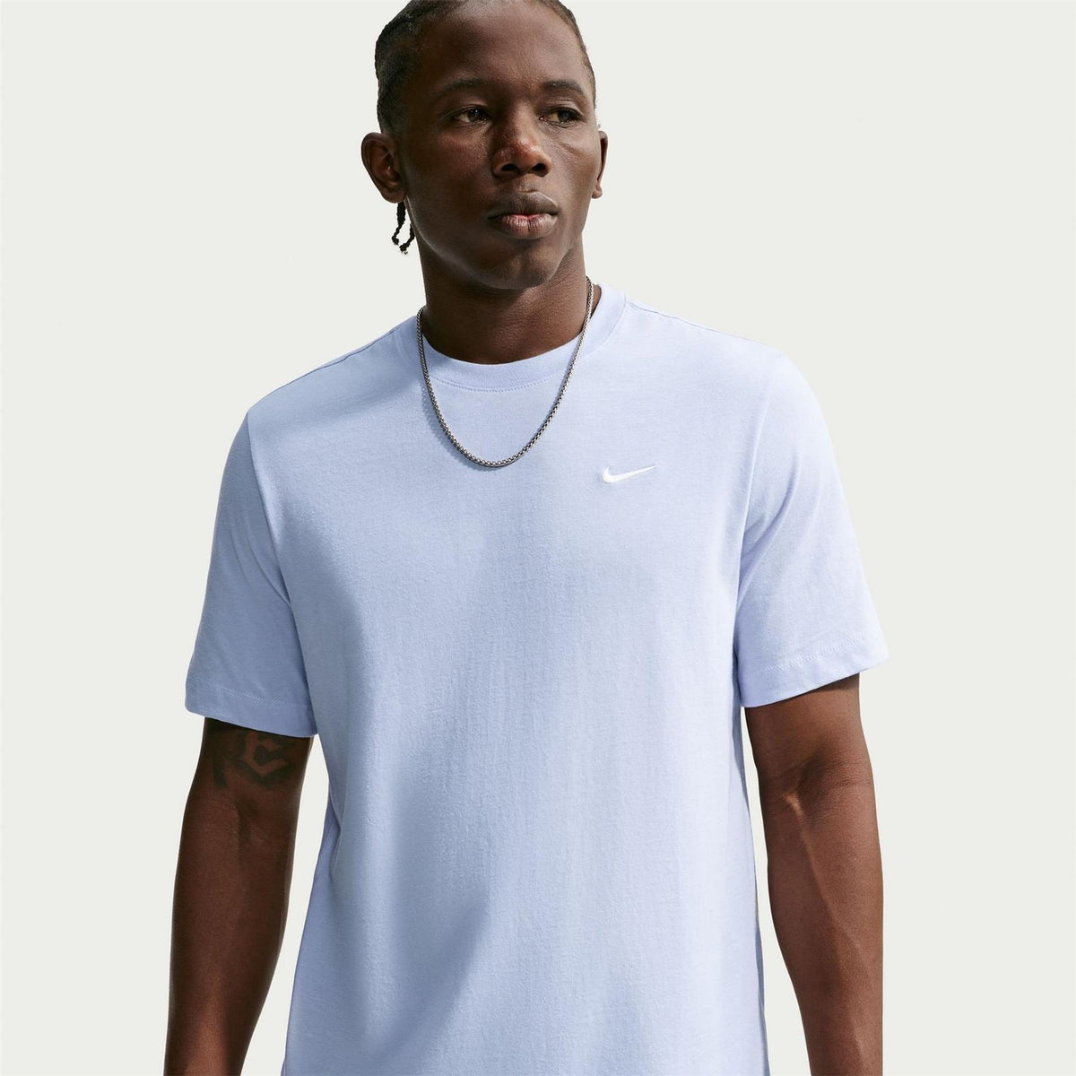 Nike Mens Sportswear Club T-Shirt