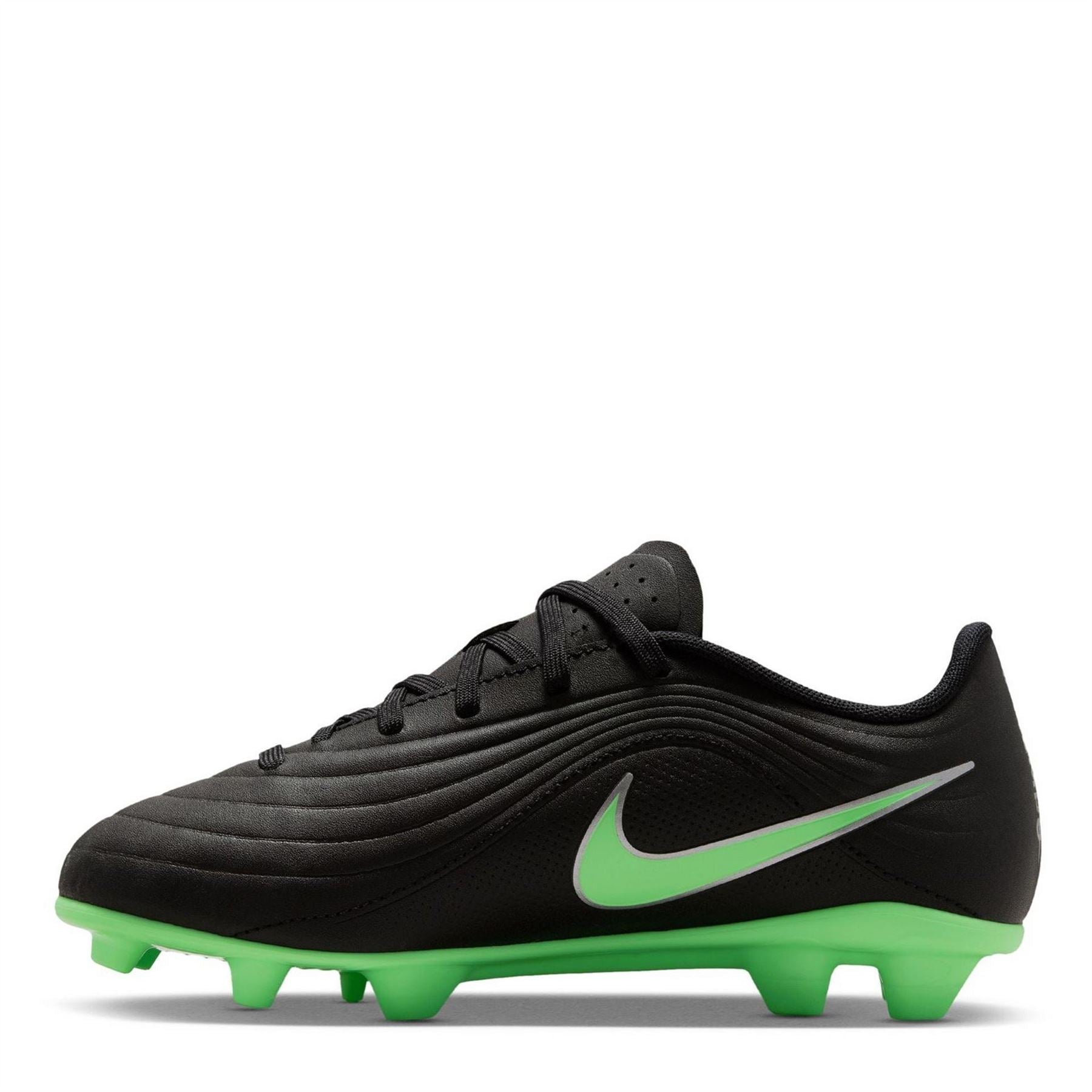 Nike Tiempo Club Firm Ground Low Top Sneakers