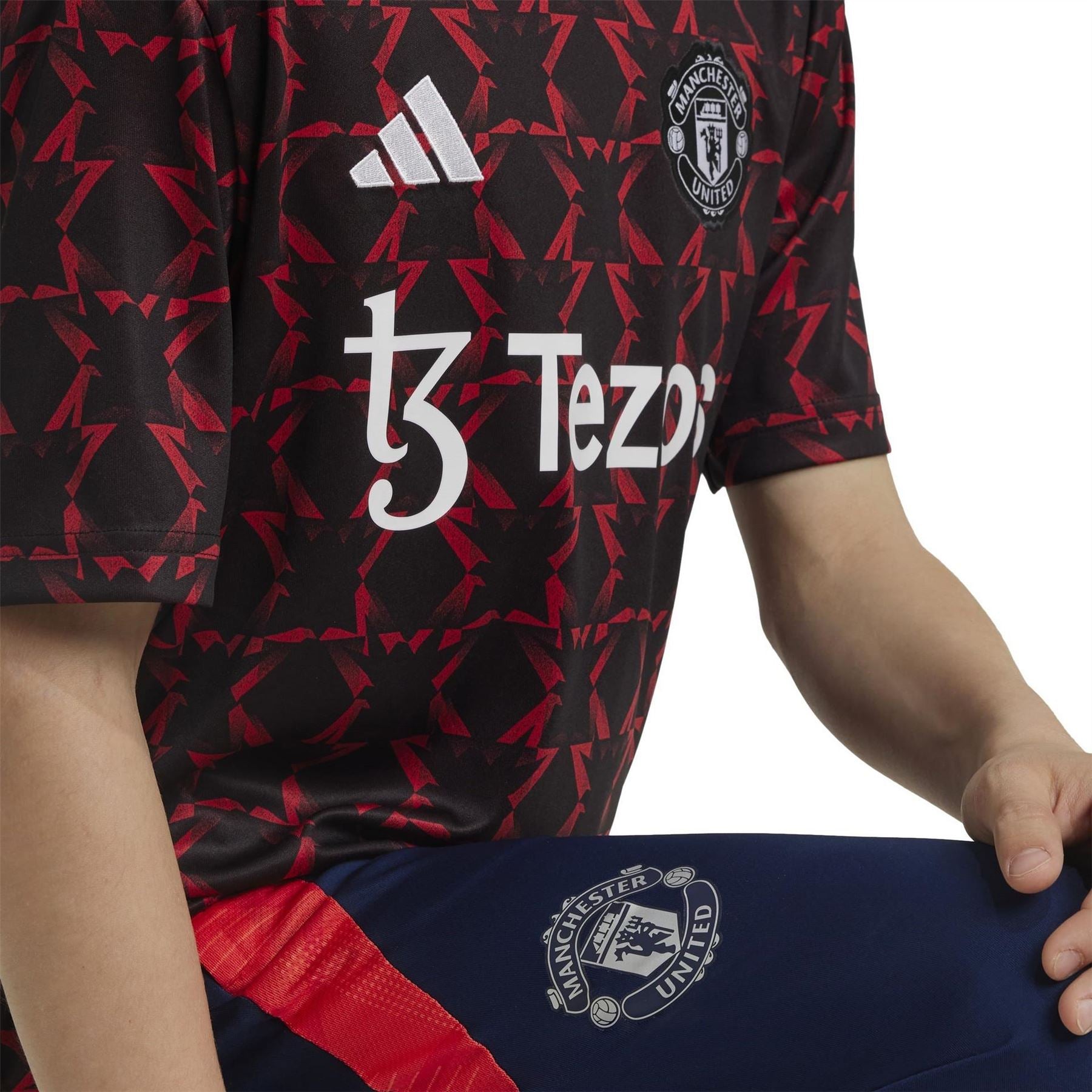 adidas Manchester United Pre Match Shirt 2024 2025 Juniors