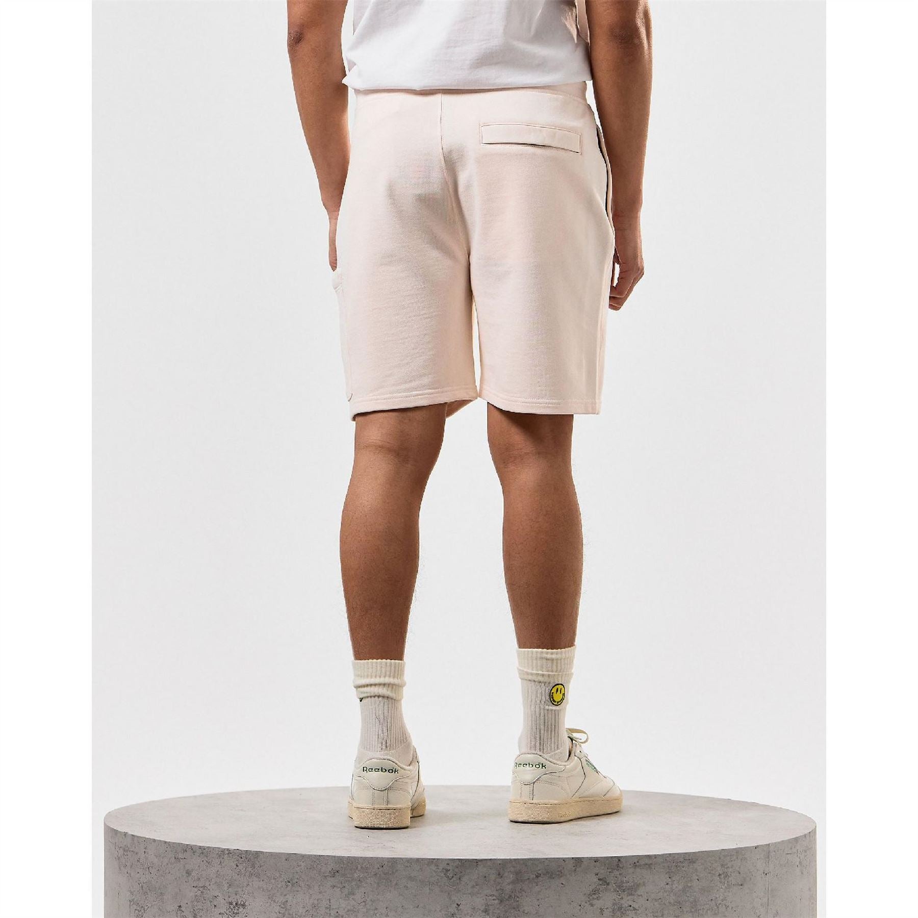 Weekend Offender Hawkins Clas