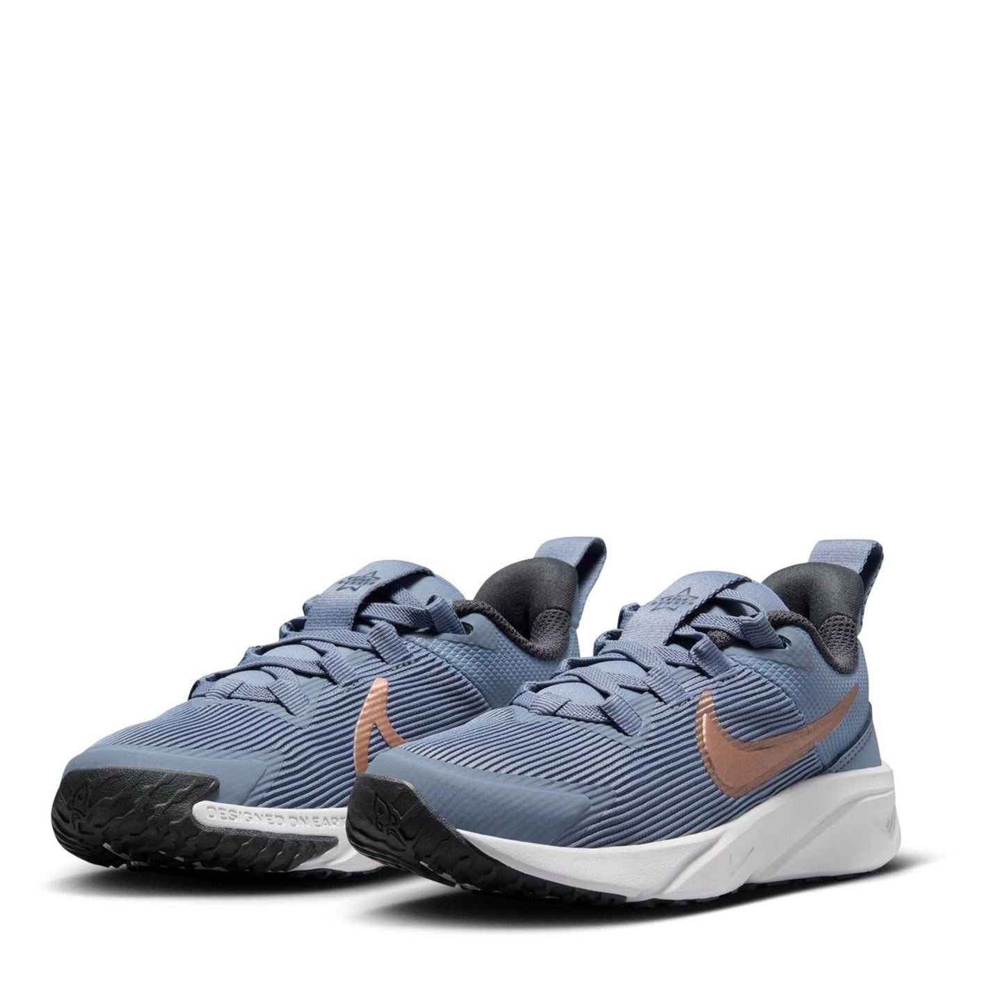 Nike Star Runner 4 Kids Low Top Running Sneakers