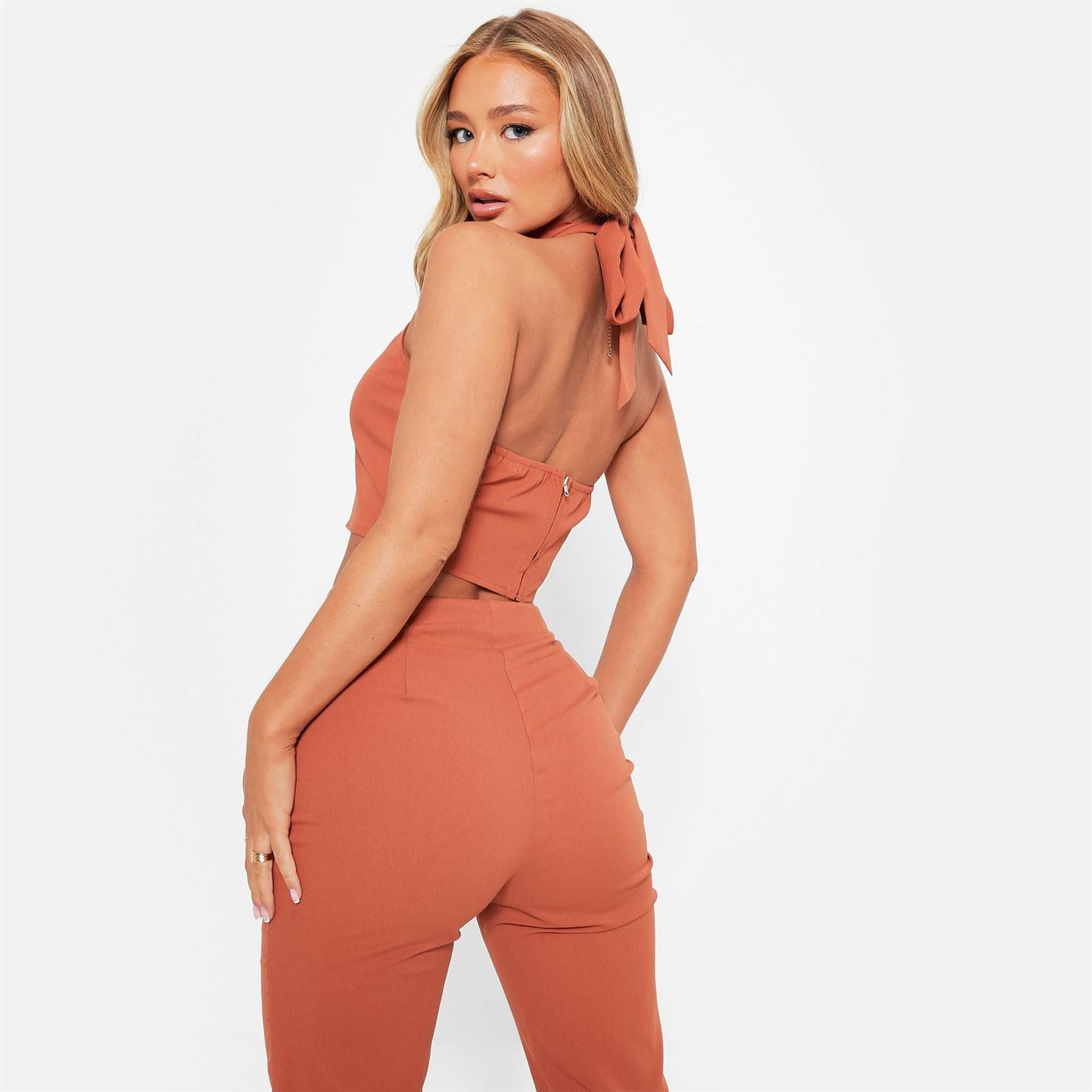 I Saw It First Textured Halterneck Crop Top Co Ord