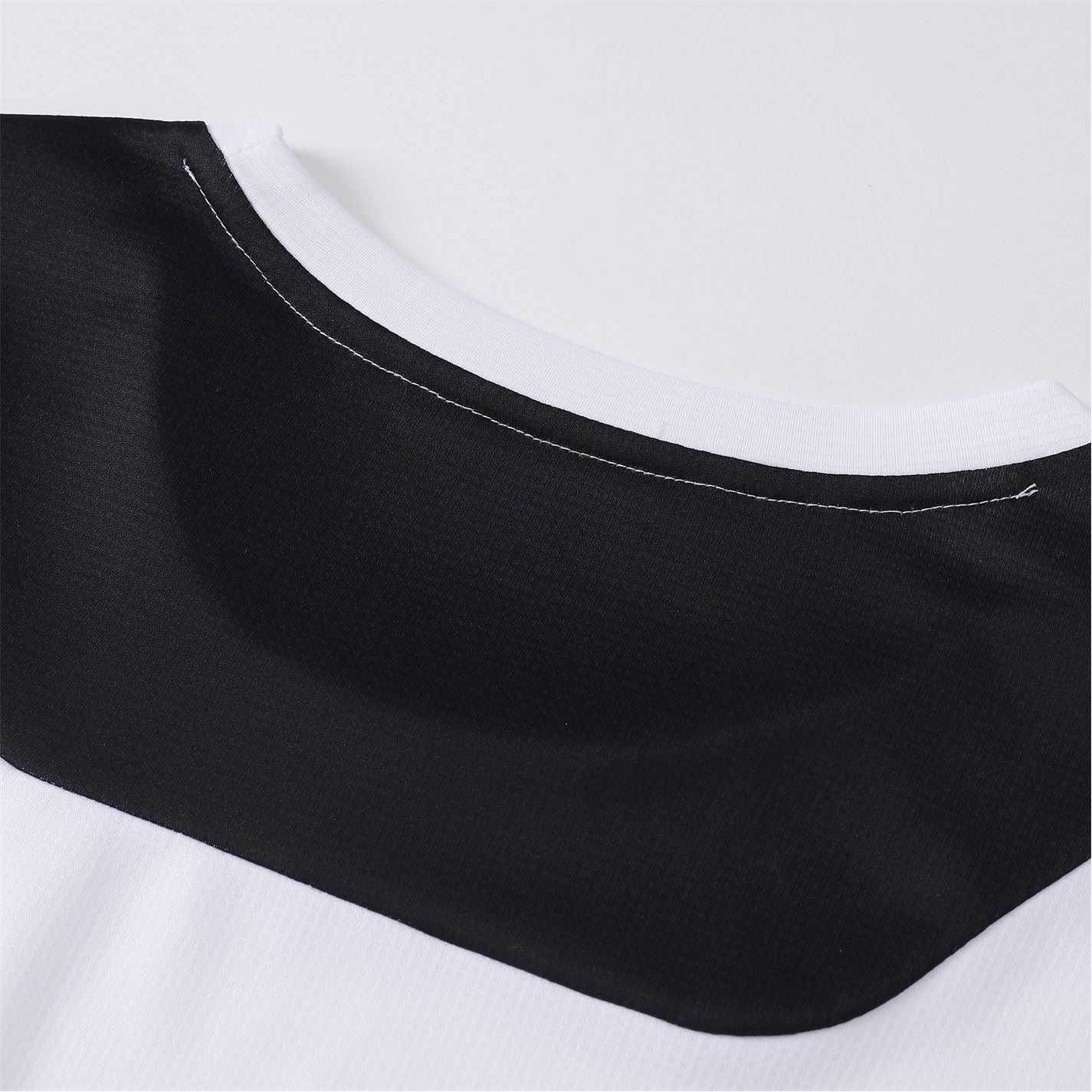 Kelme Long Sleeve Crew Neck T-Shirt