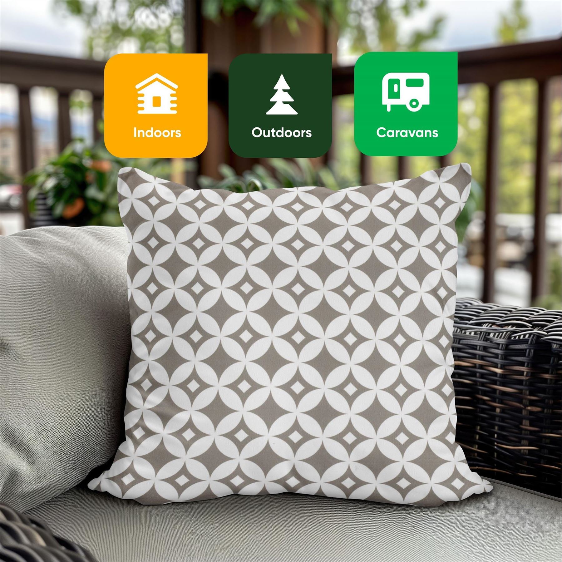 Streetwize Scatter Cushions   Diamond