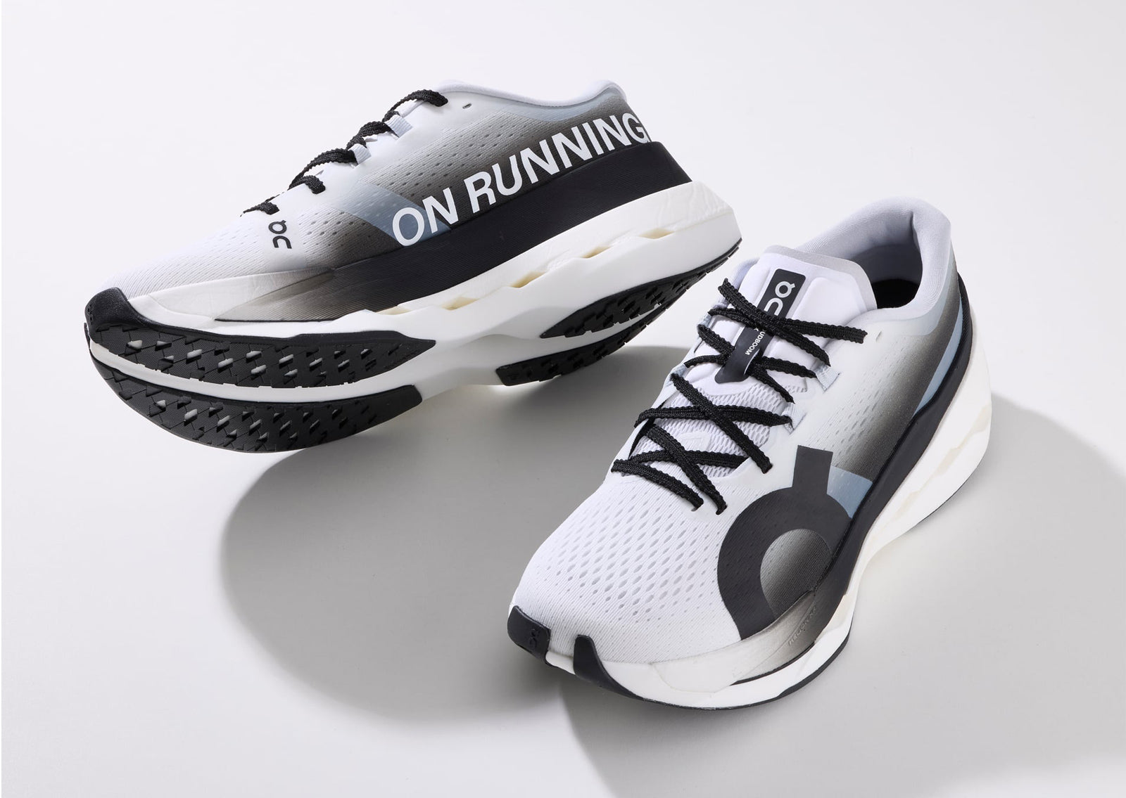 MEN'S RUNNING SHOES