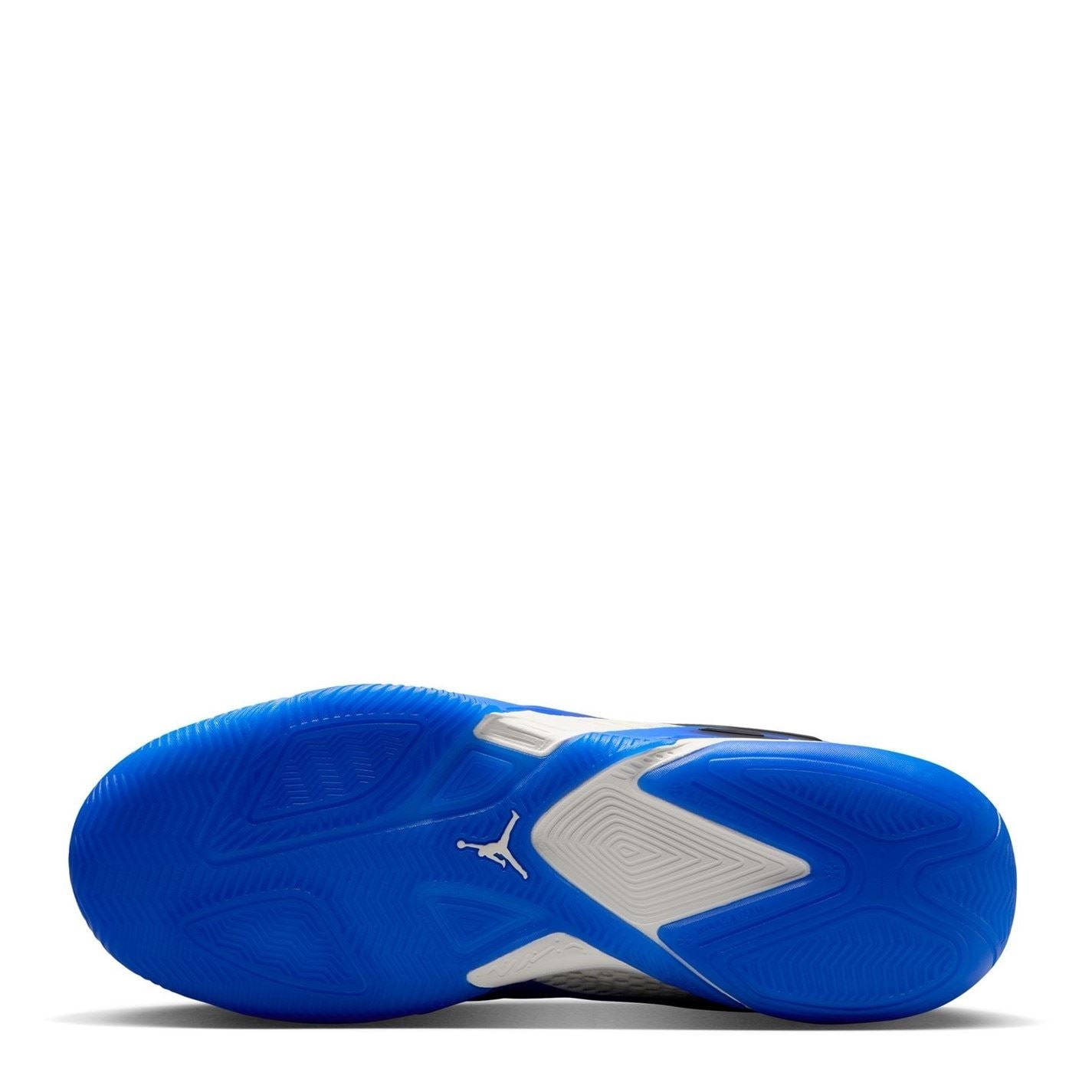 Nike Heir Basketball Round Toe Flat Heel Trainers