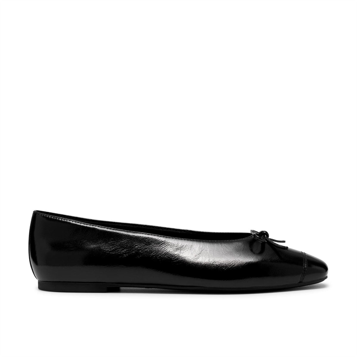 Clarks Befana Bow Closed Toe Flat Pumps