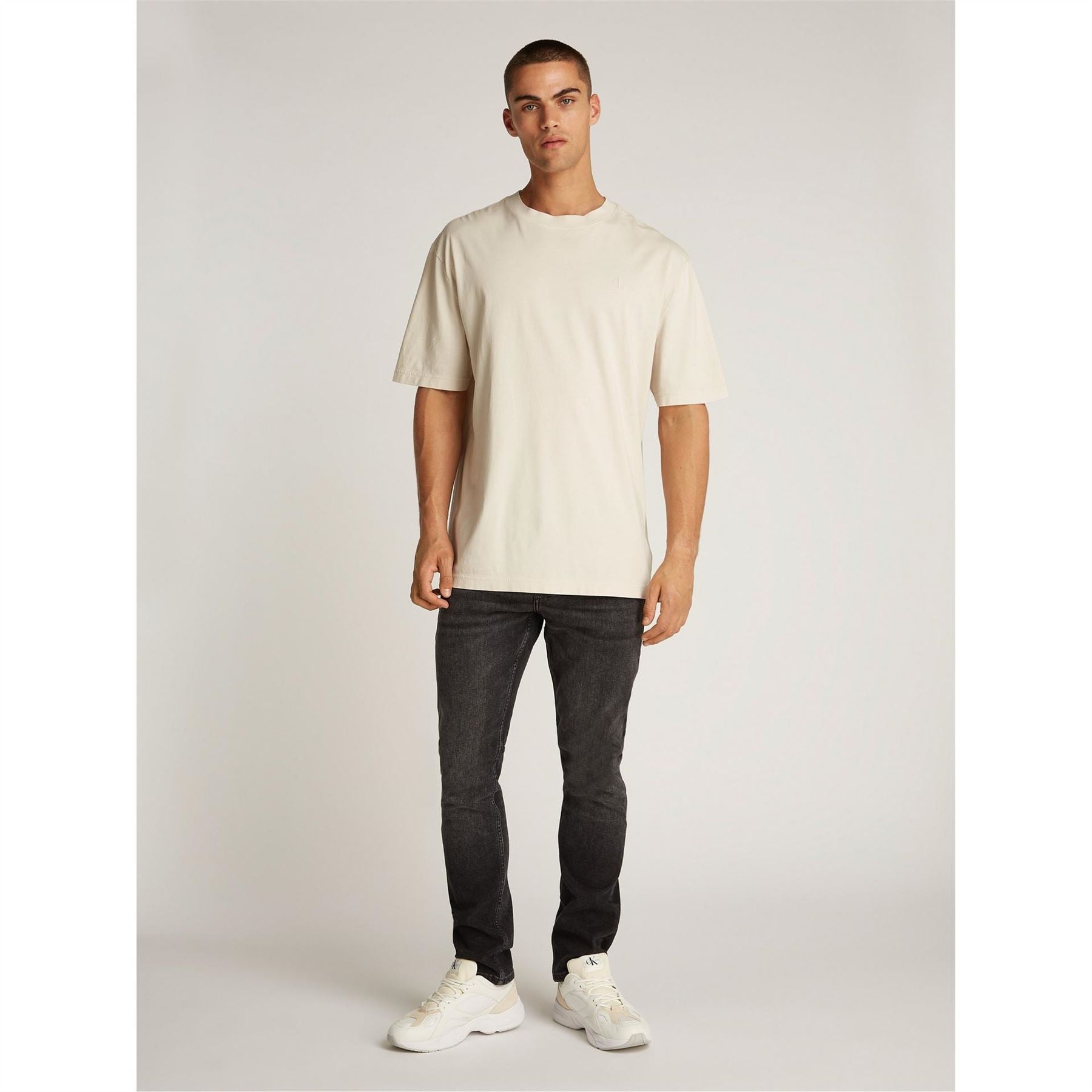 Calvin Klein Jeans Washed Puff Print Regular Fit T-Shirt