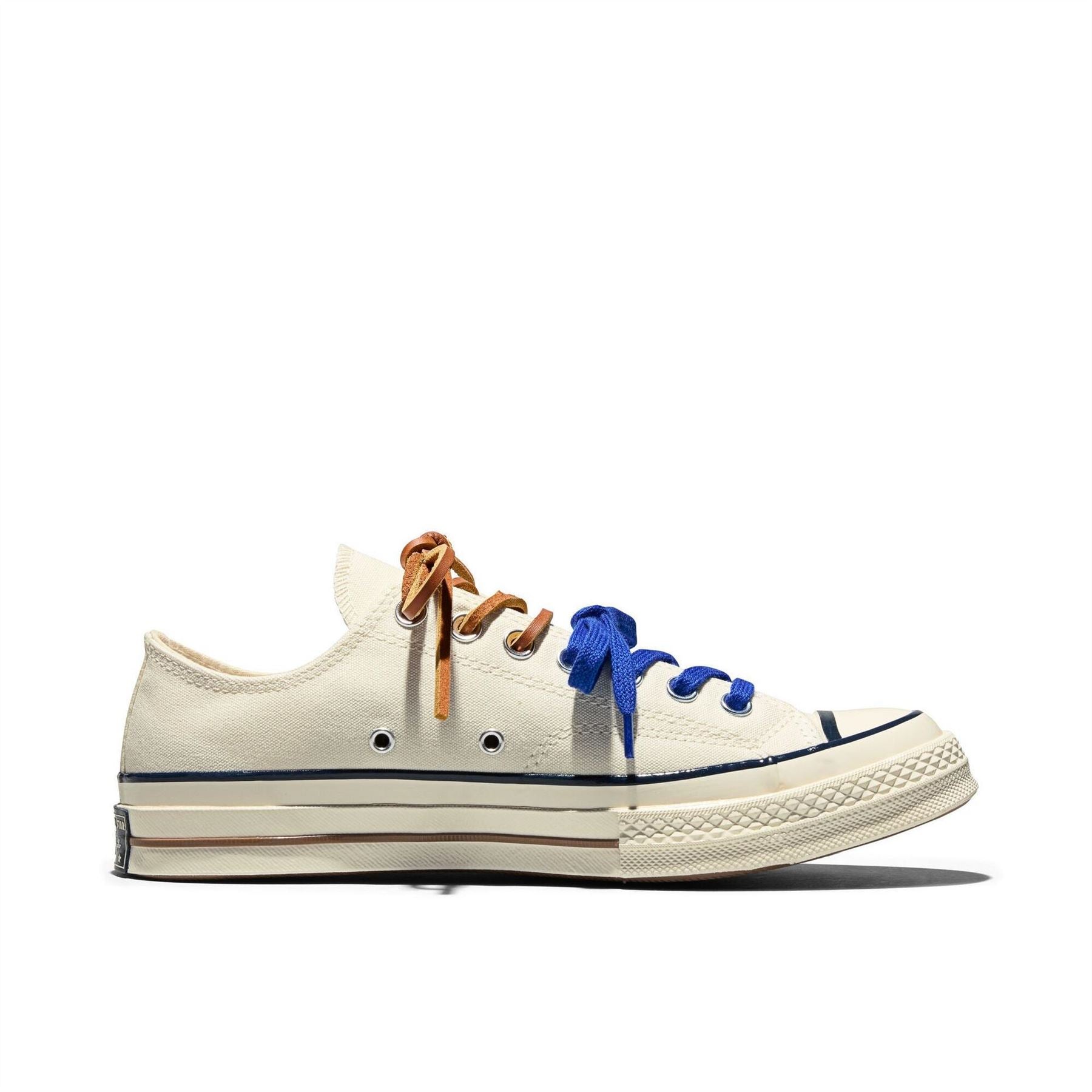 Converse Adults Chuck 70 Canvasas Trainers