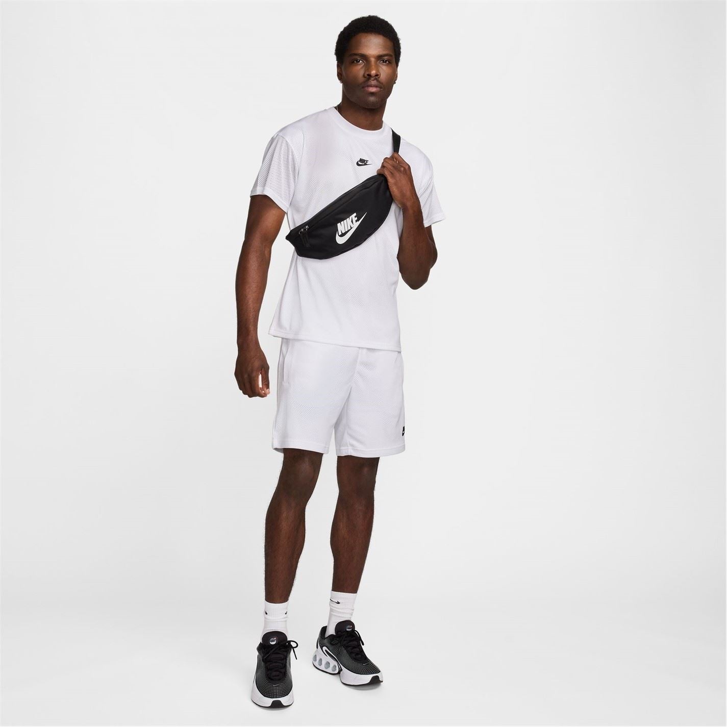 Nike Regular Fit Crew Neck Short Sleeve T-Shirt