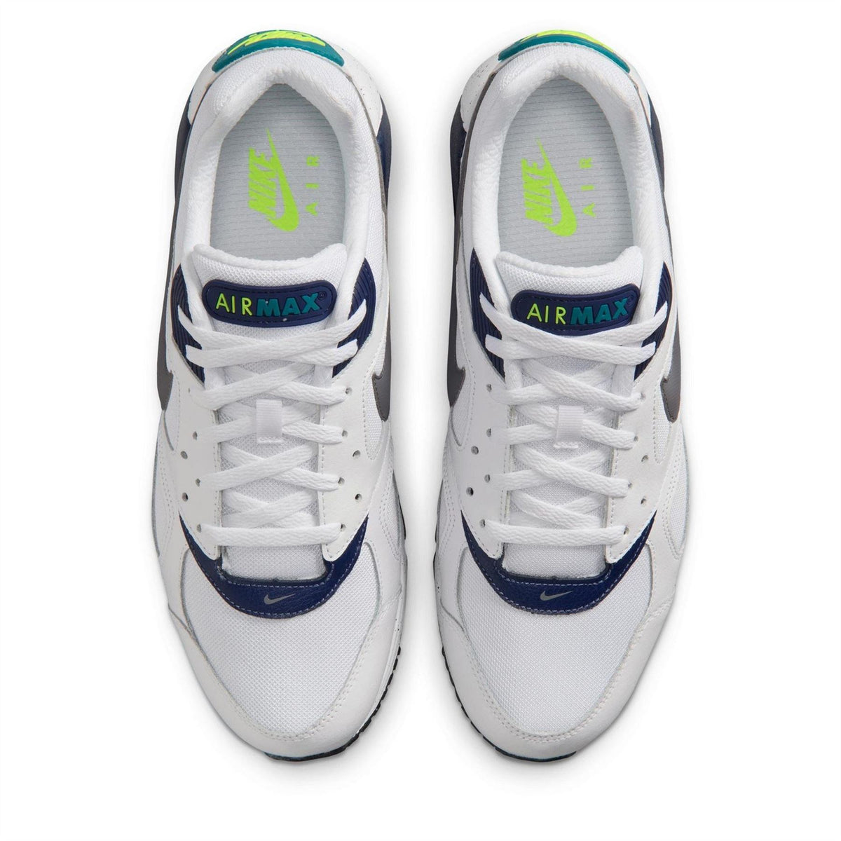Nike Air Max Ivo Trainers