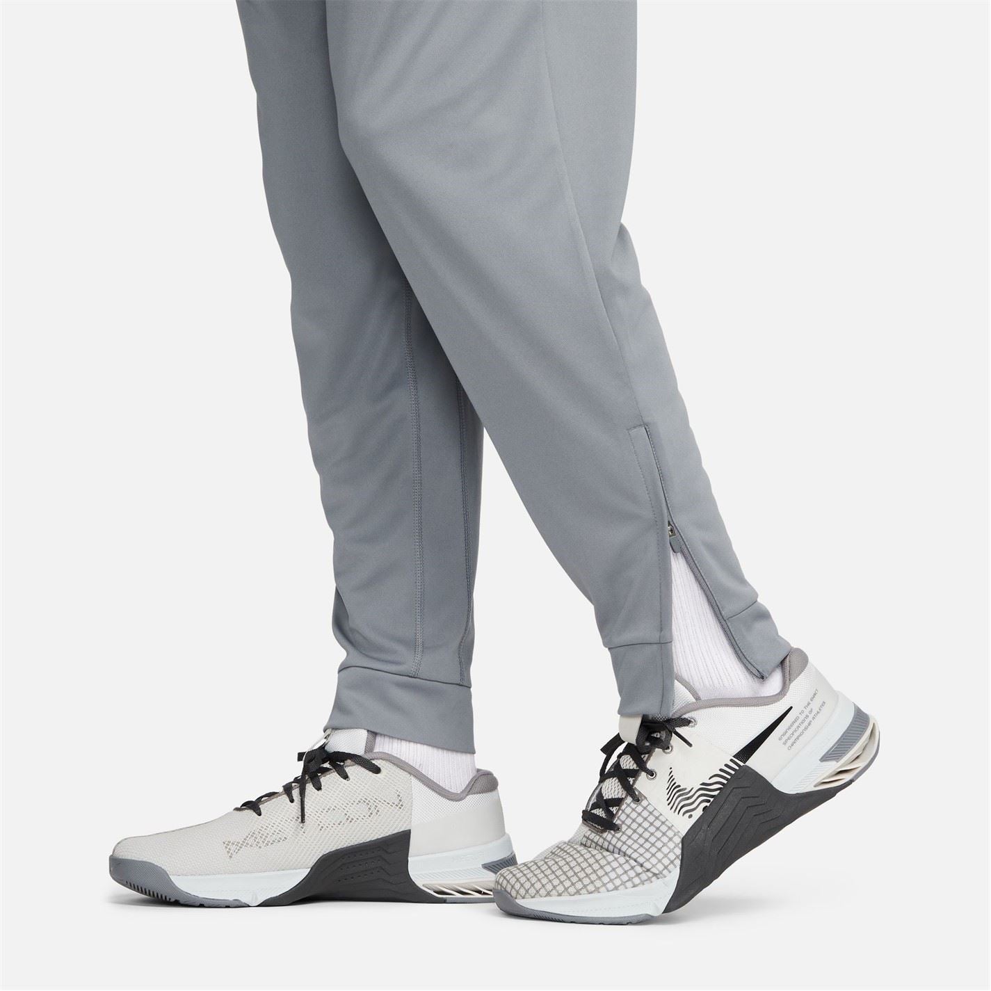 Nike Mens Totality Dri Fit Tapered Versatile Pants