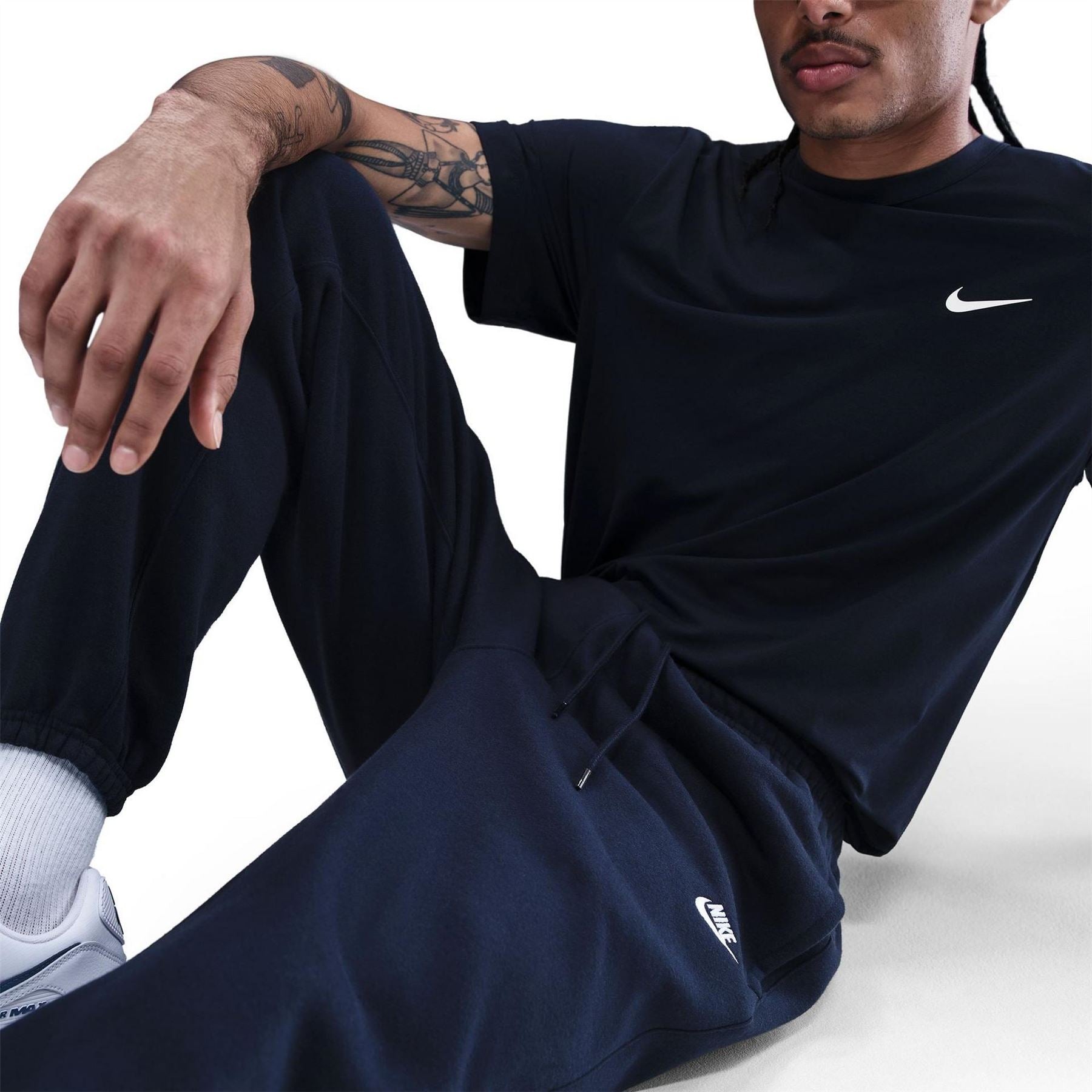 Nike Club Cuff Pant Closed Hem Jersey Jogging Bottoms