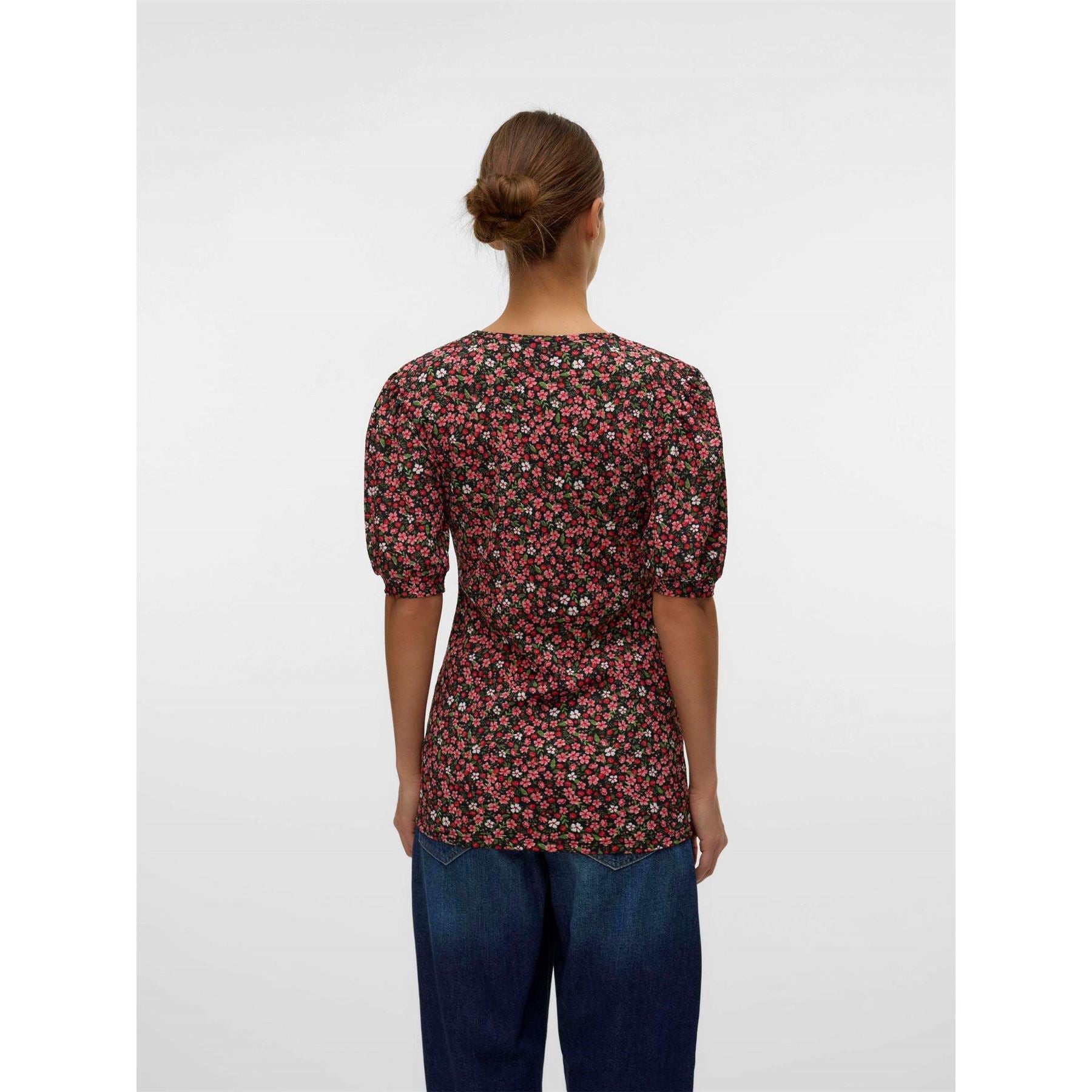 Mamalicious V-Neck Puff Sleeve Peasant T-Shirt