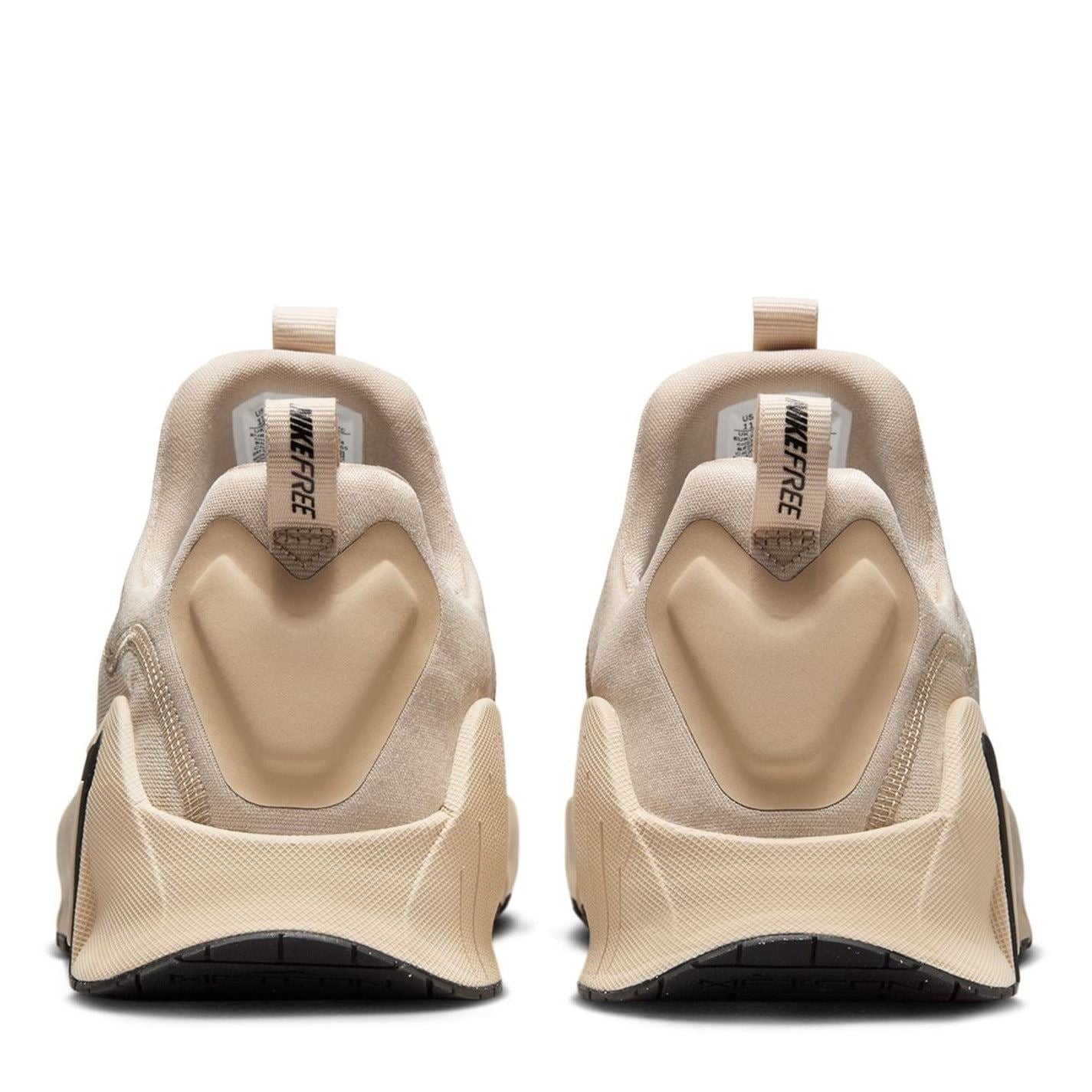 Nike Free Metcon 6 Low Top Sneakers