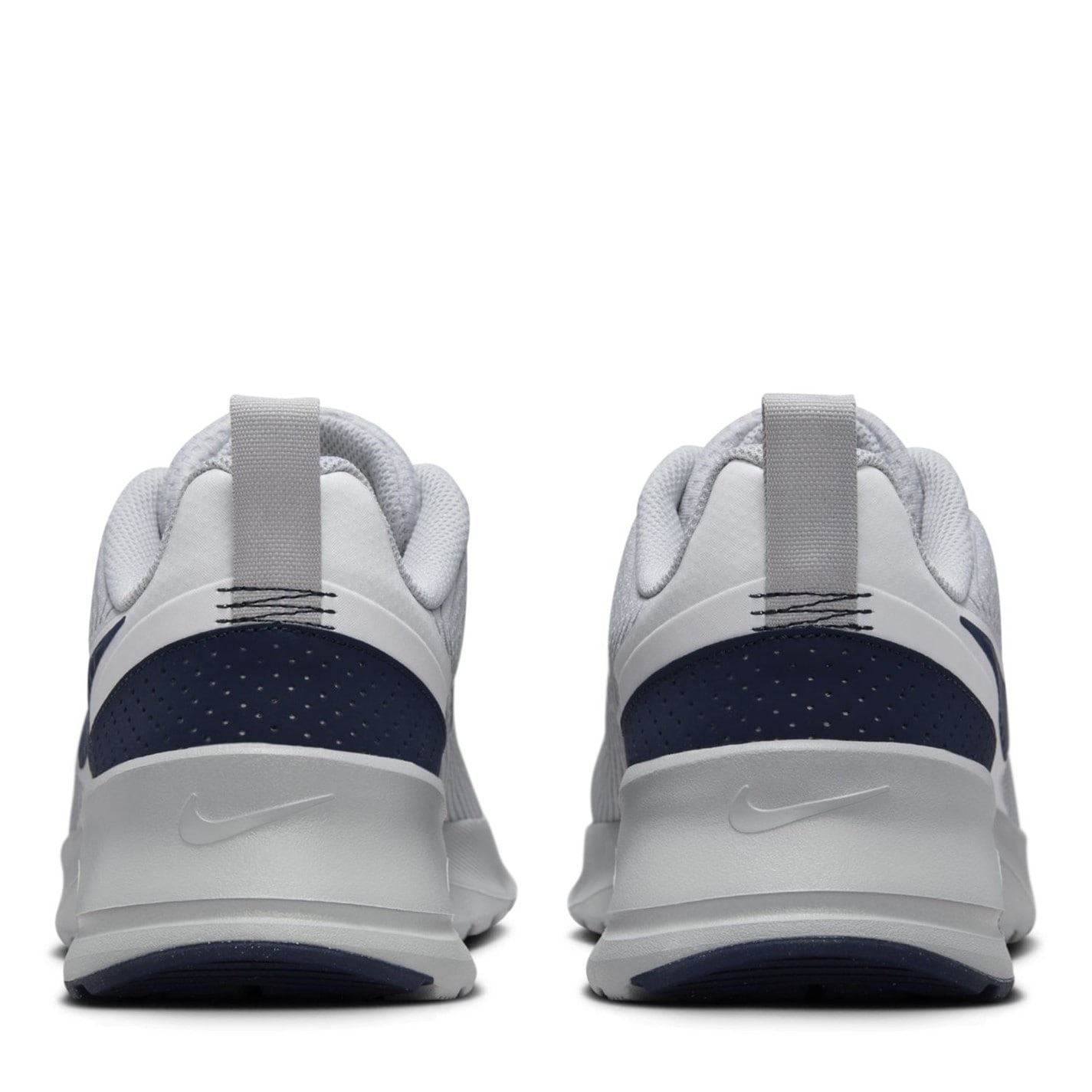 Nike Air Max Nuaxis Low Top Running Sneakers