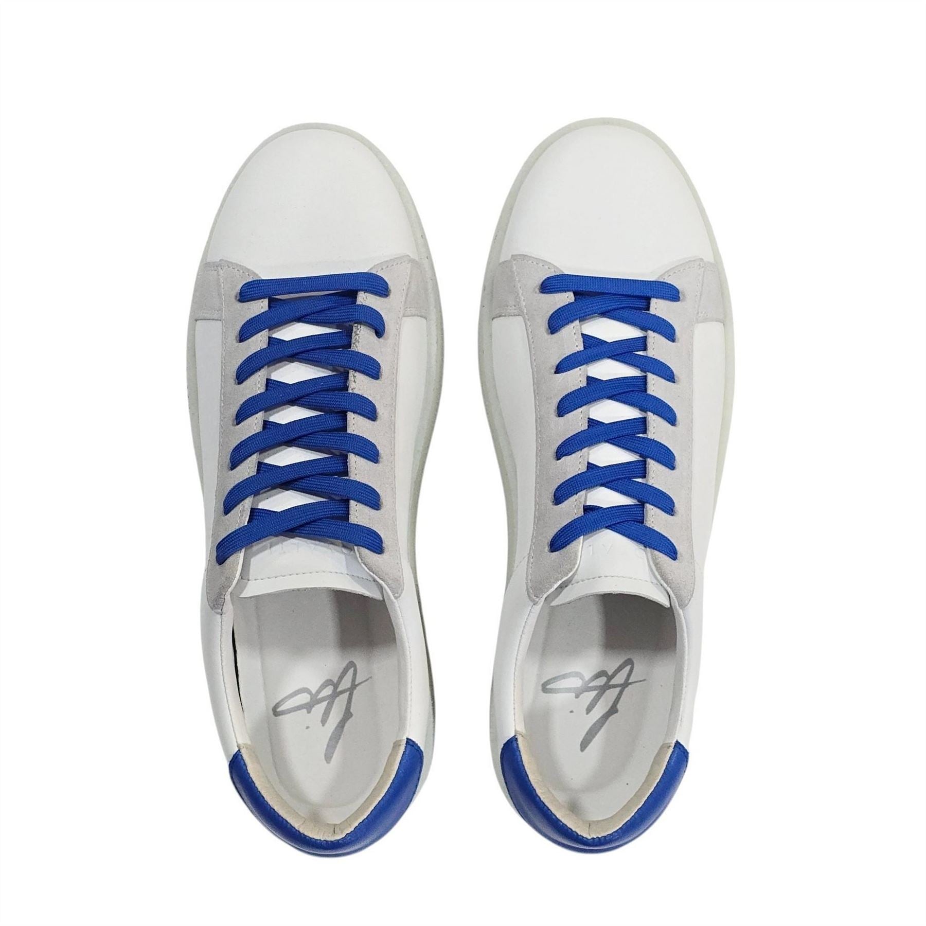 Loyalti Castro Low Top Trainers