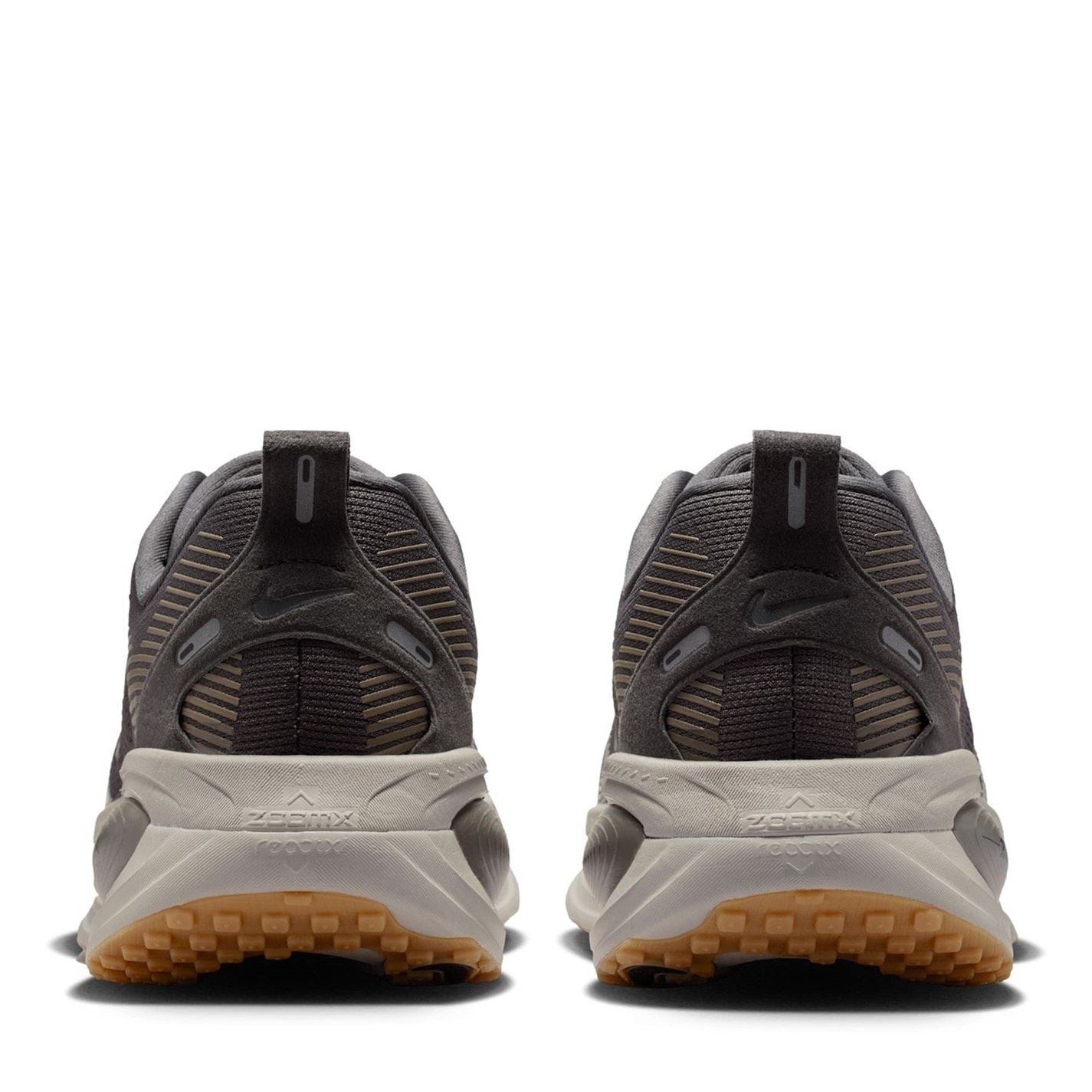 Nike Mens Vomero 18 Road Running Shoes