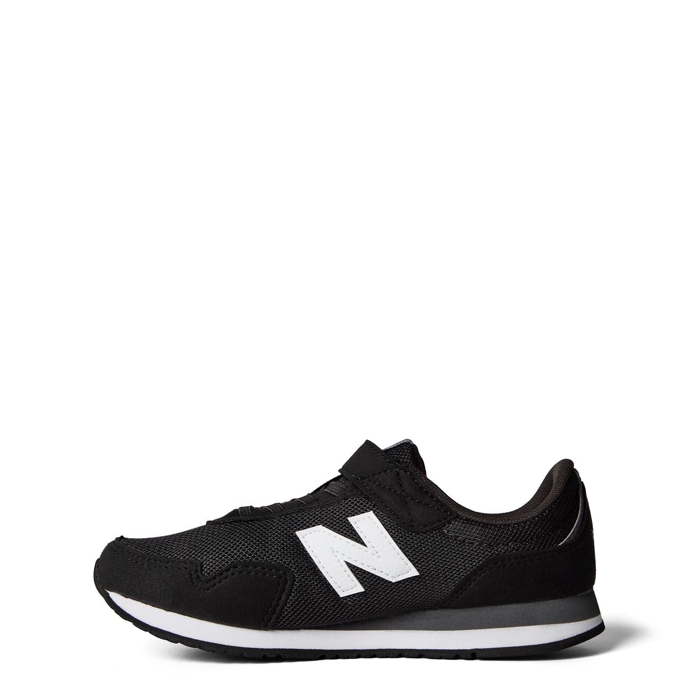 New Balance Low Top Leather Sneakers With Logo