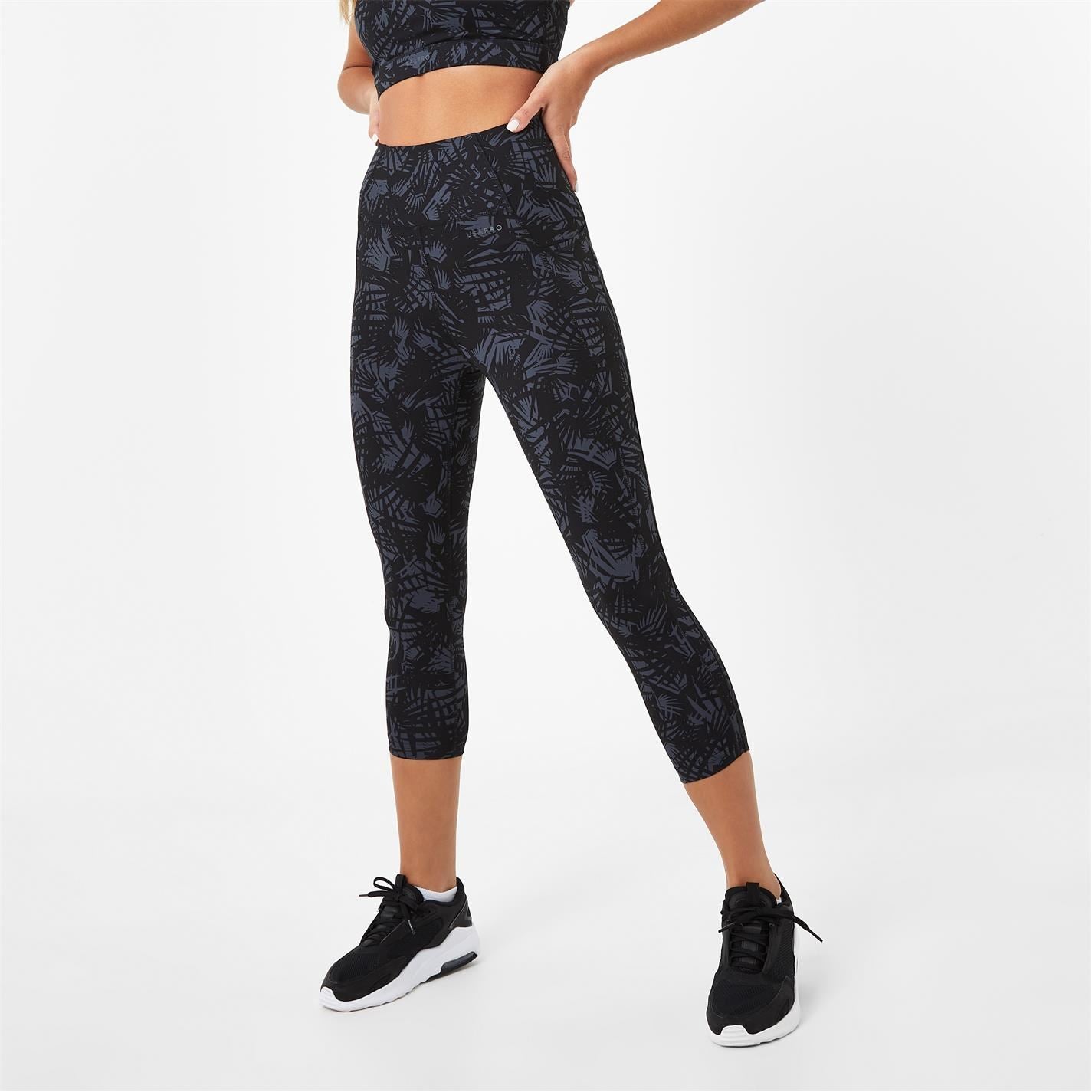 USA Pro High Rise Capri Cropped Leggings