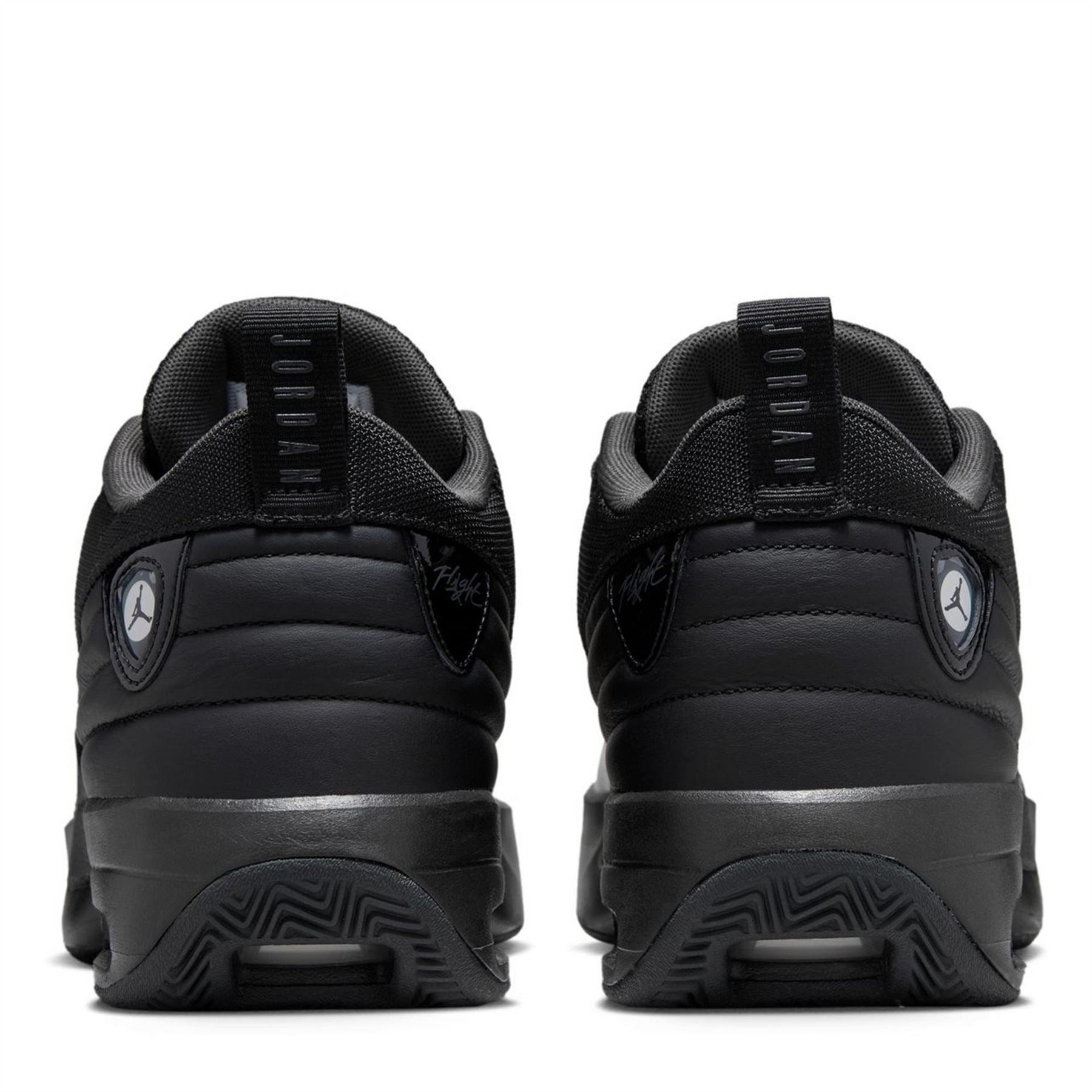 Air Jordan Max Aura Basketball Trainers