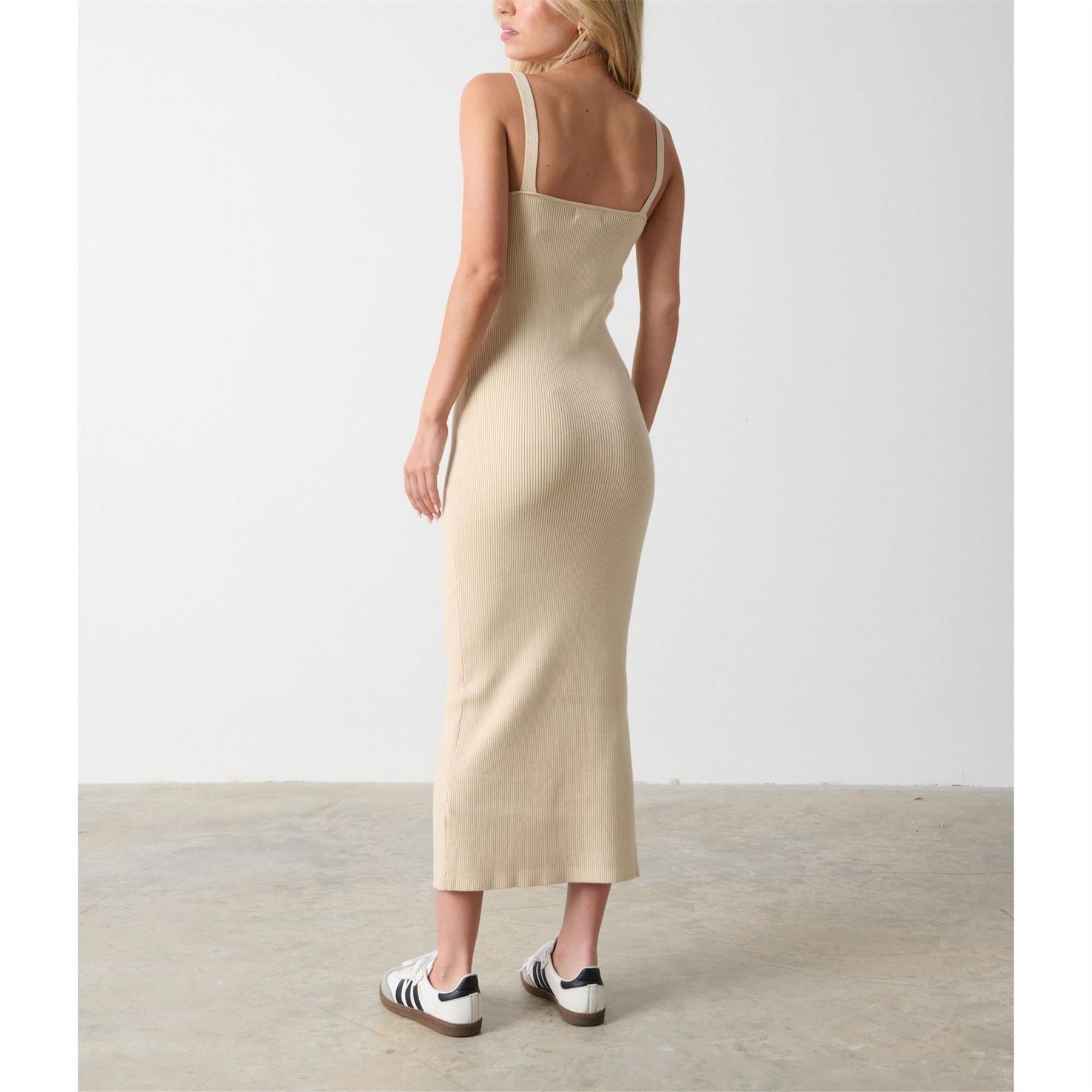 Pretty Lavish Ribbed Midaxi Dress