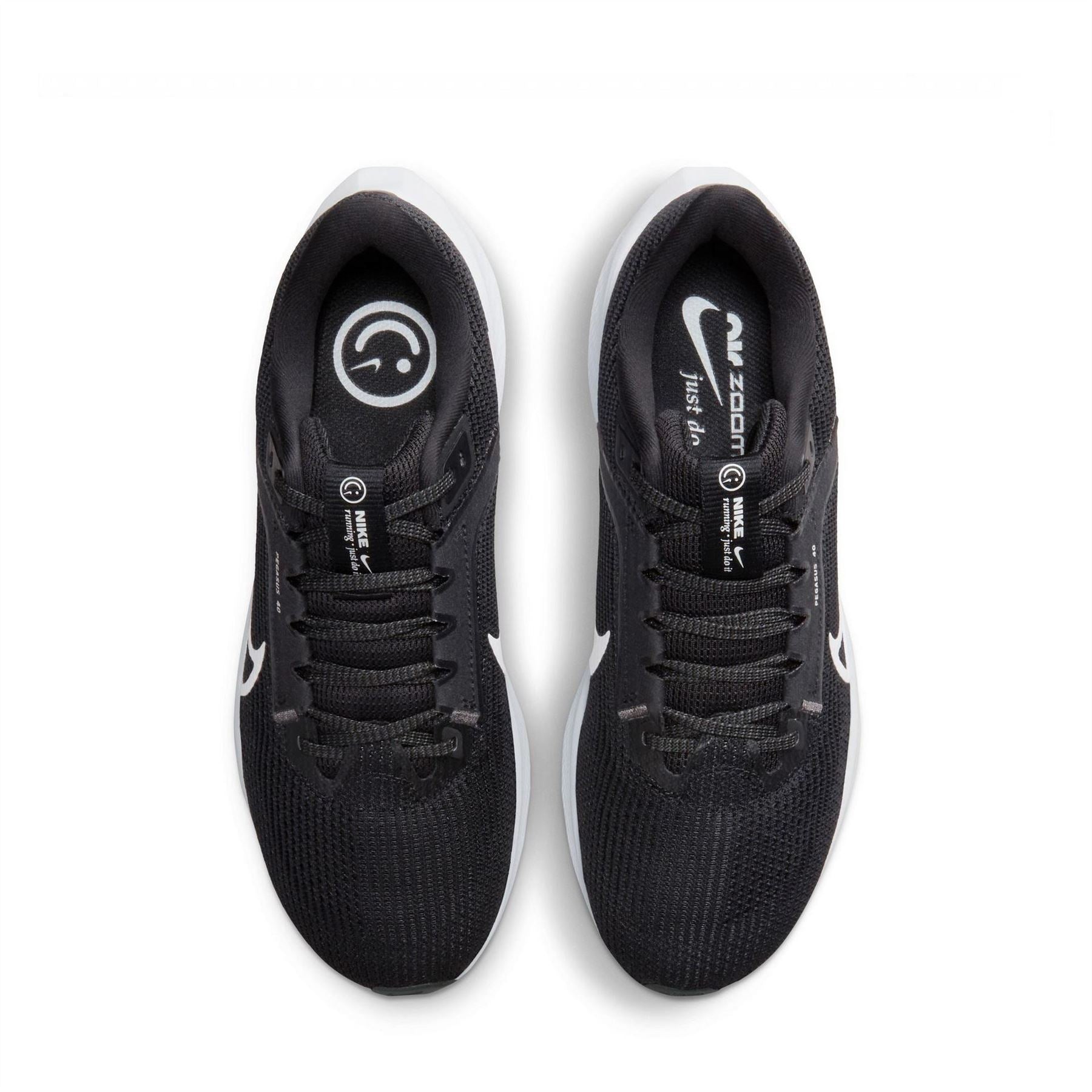 Nike Womens 40 Road Running Shoes