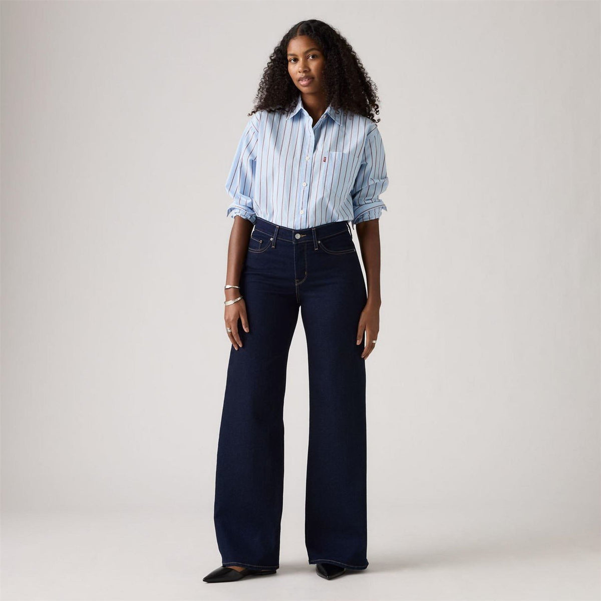 Levis High Rise Wide Leg Wide Fit Jeans