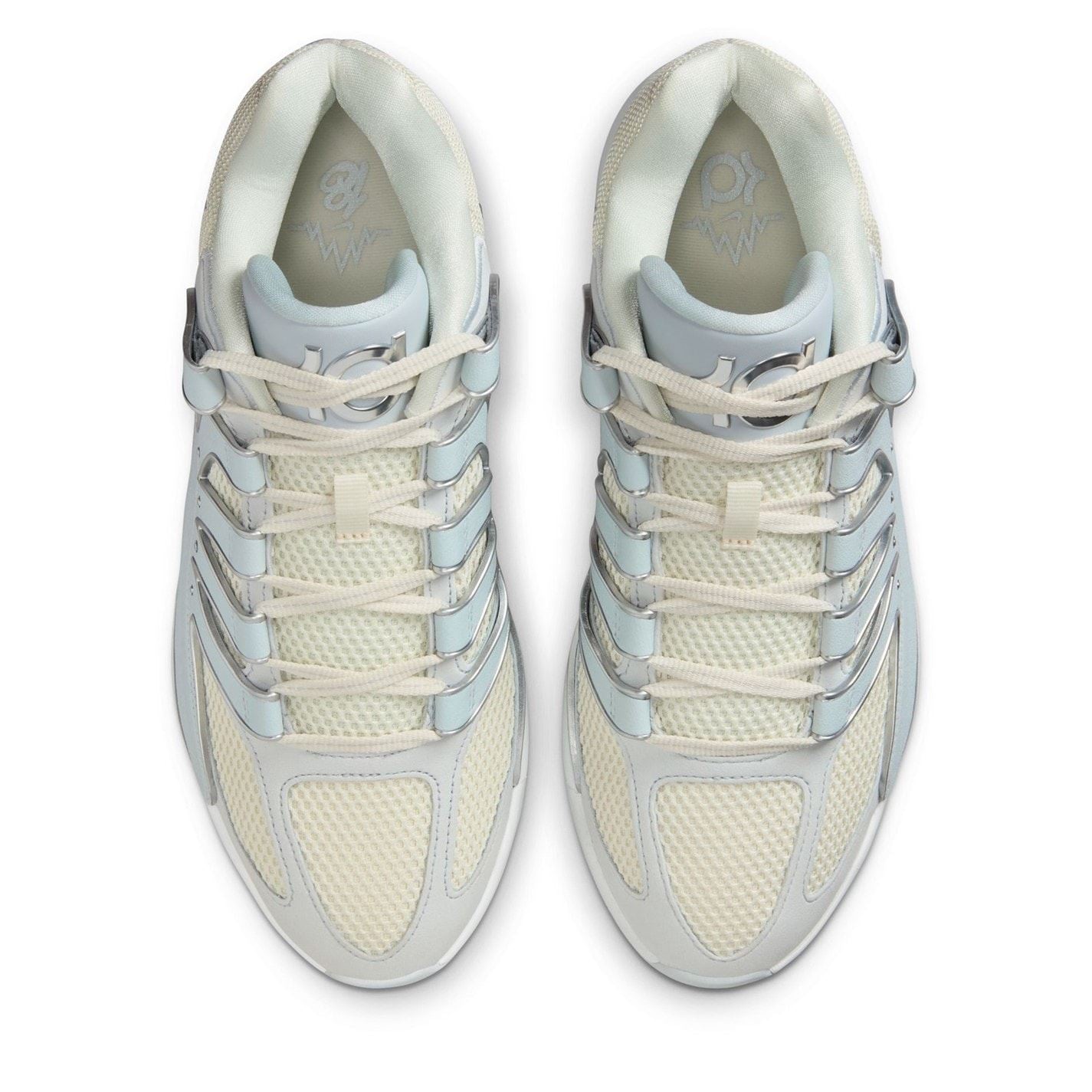 Nike Low Heel Round Toe Low Top Sneakers
