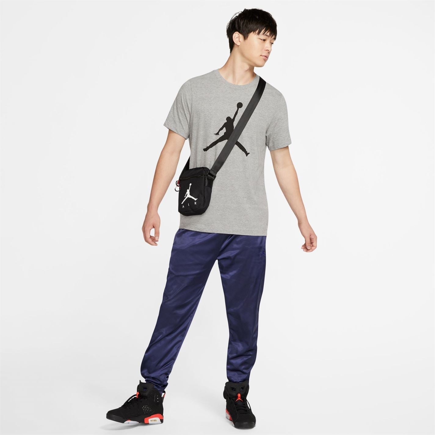 Air Jordan Mens Big Logo T-Shirt