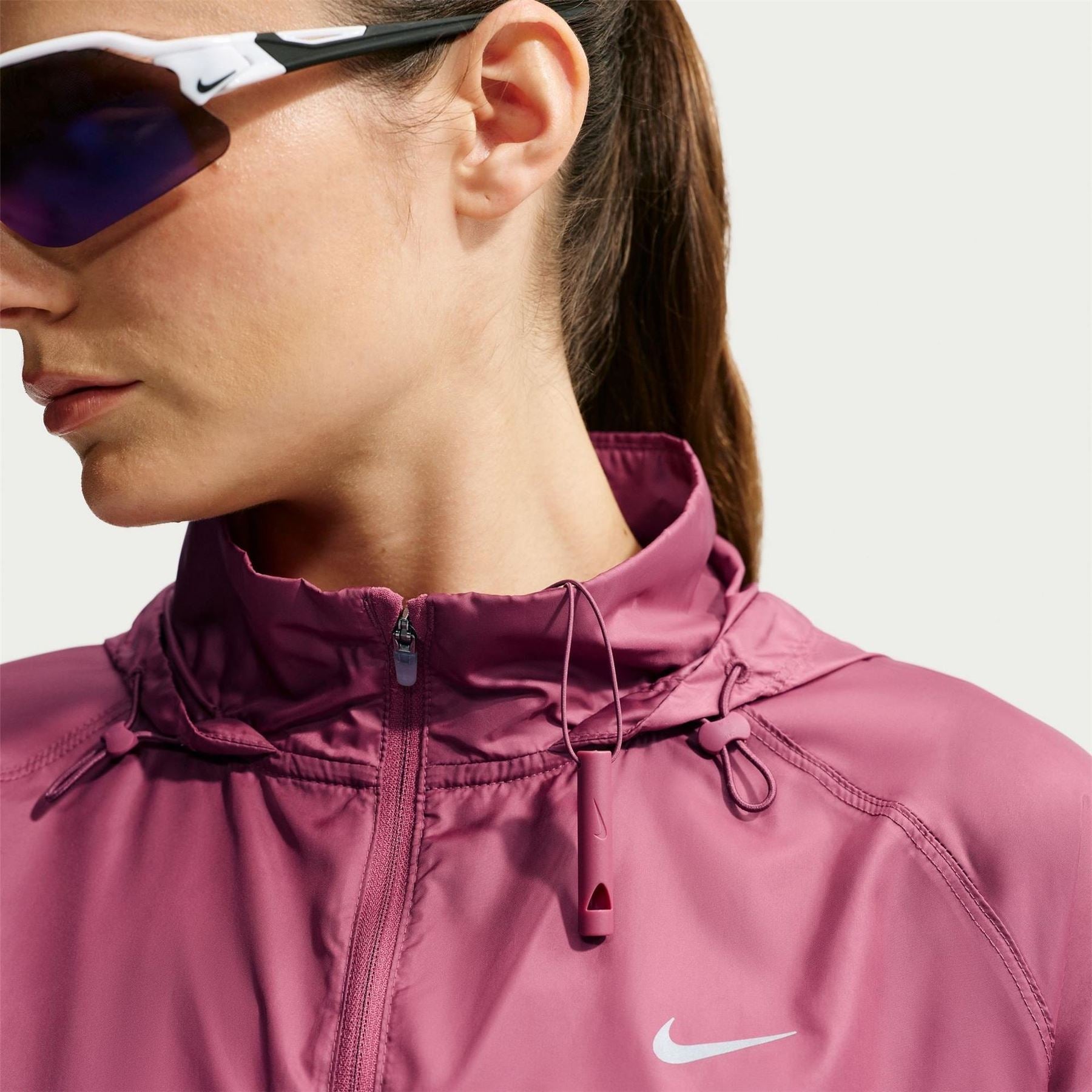 Nike Tempo Hooded Solid Patterned Windbreaker