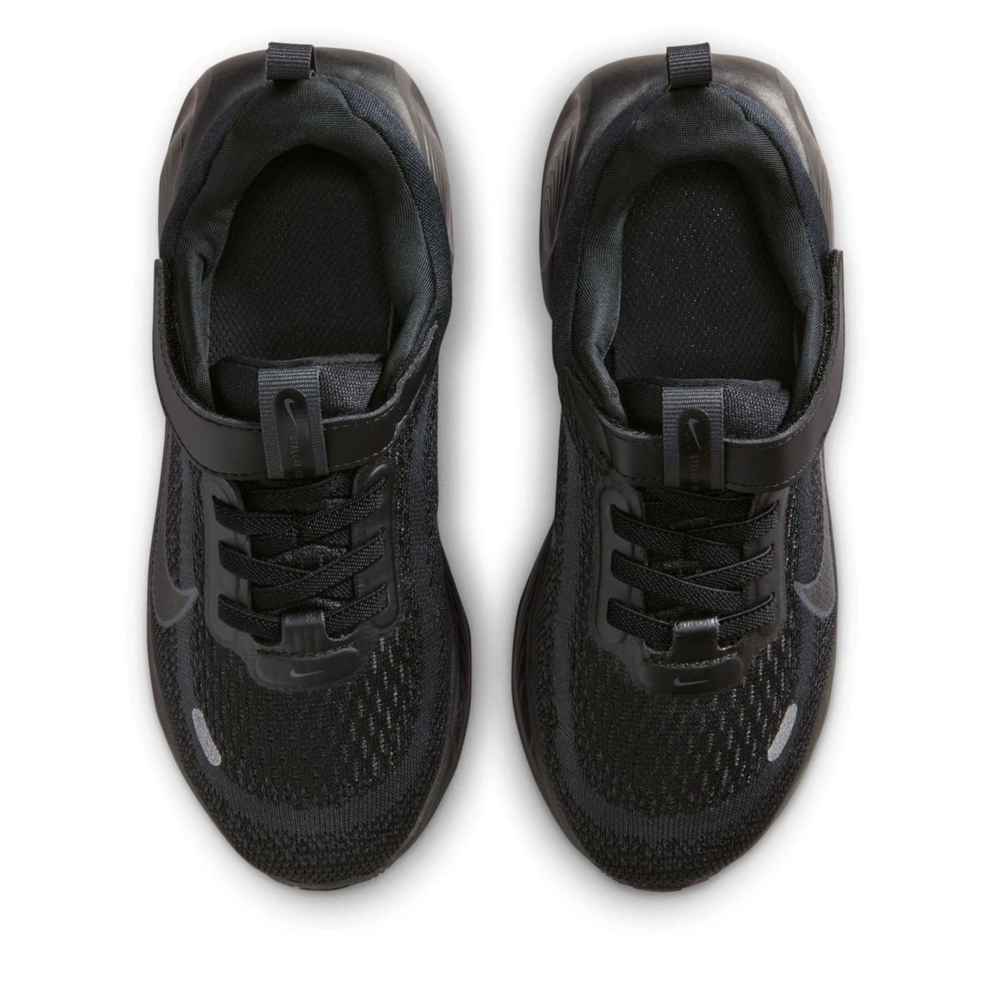 Nike Stellar Ride Low Top Lace-Up Sneakers