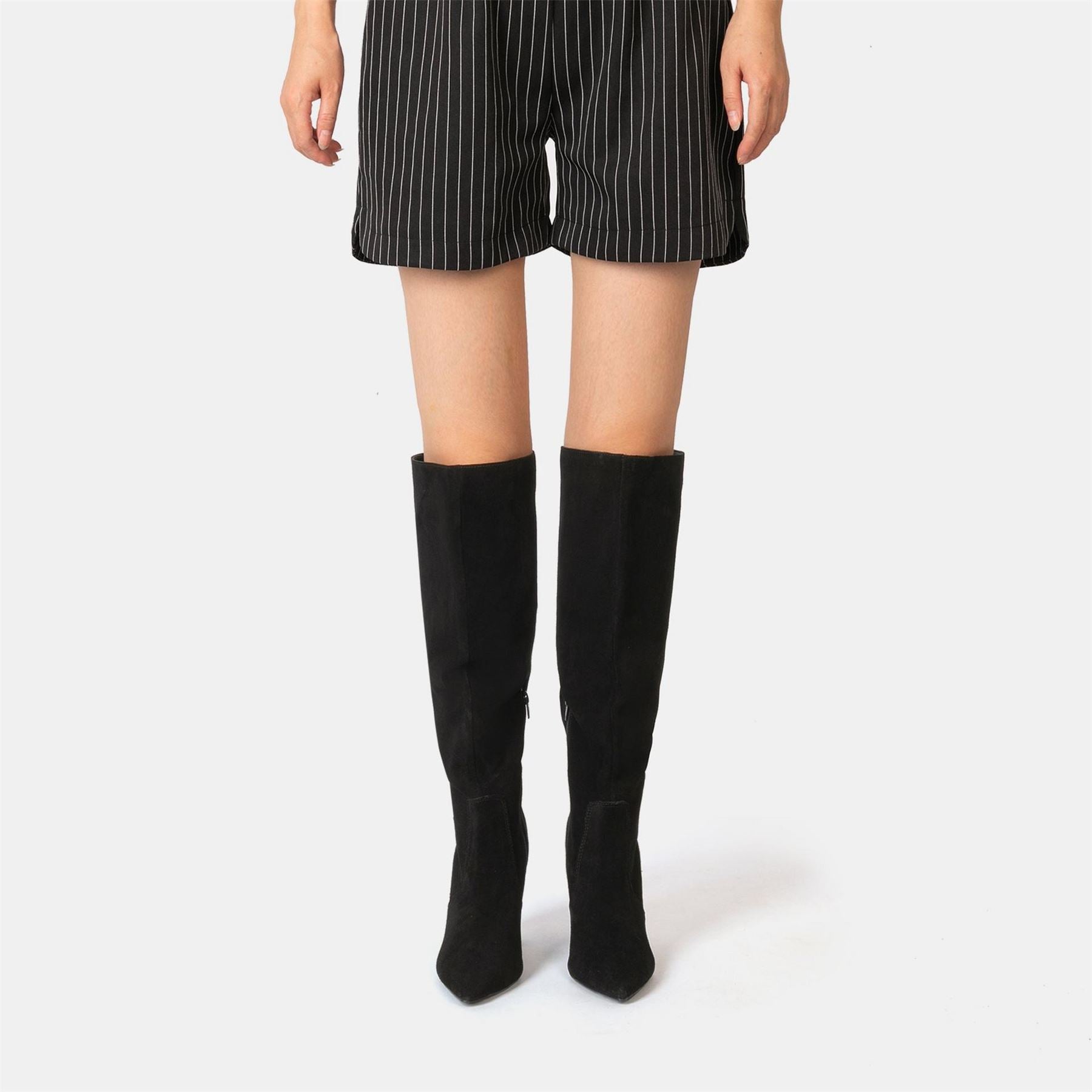 I Saw It First Saw It First Knee High Suede Boots Woman