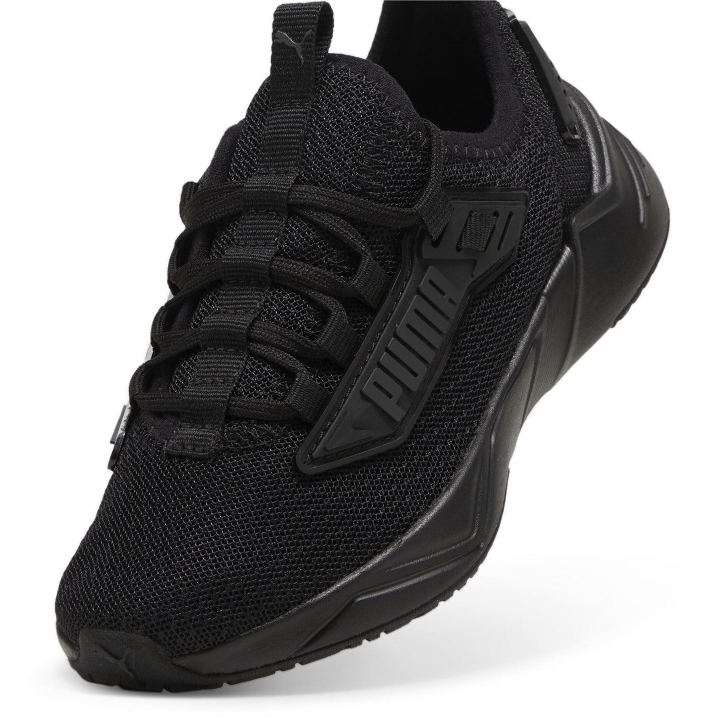 Puma Retaliate 3 Low Top Round Toe Flat Heel Sneakers