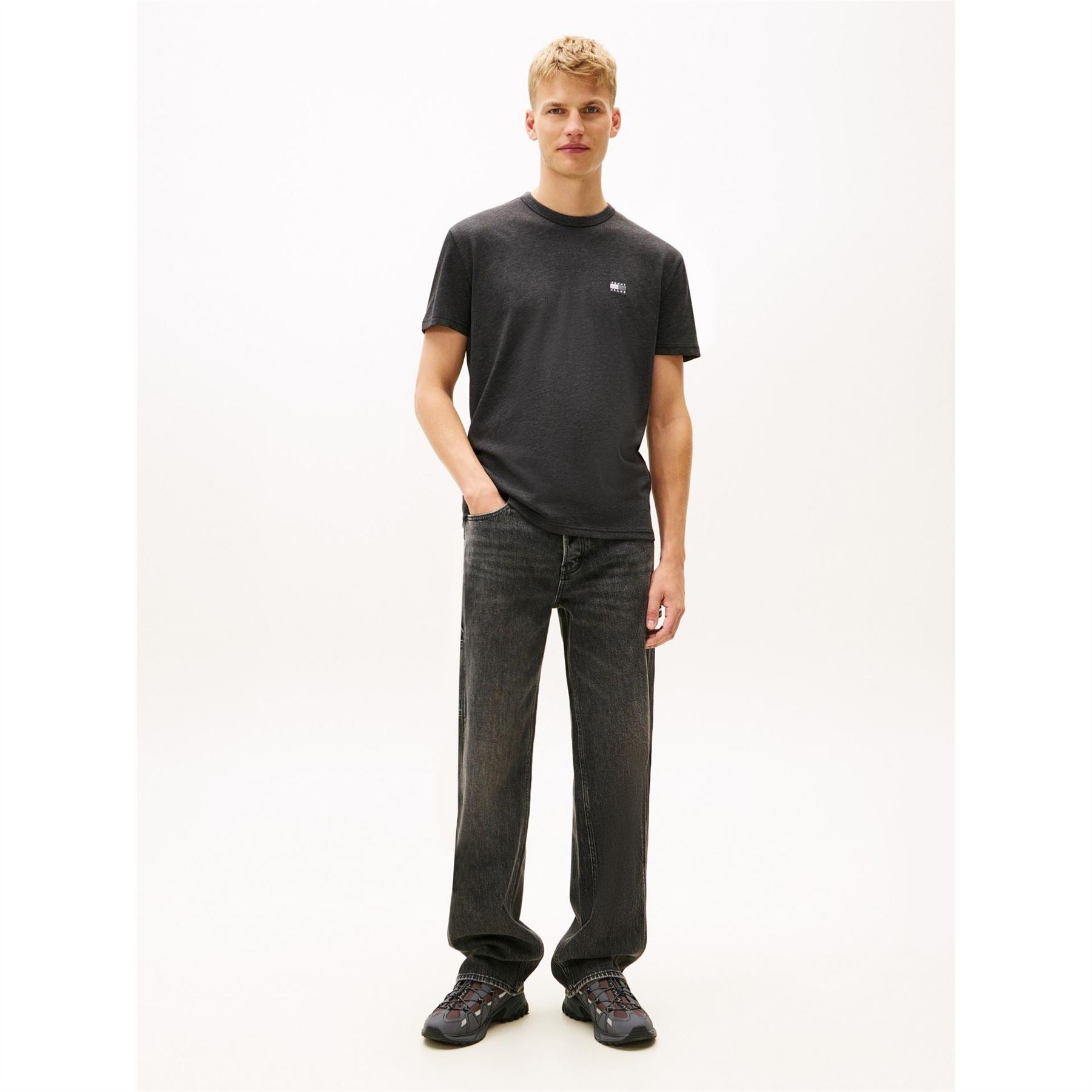 Tommy Jeans Tommy Small Badge T-Shirt