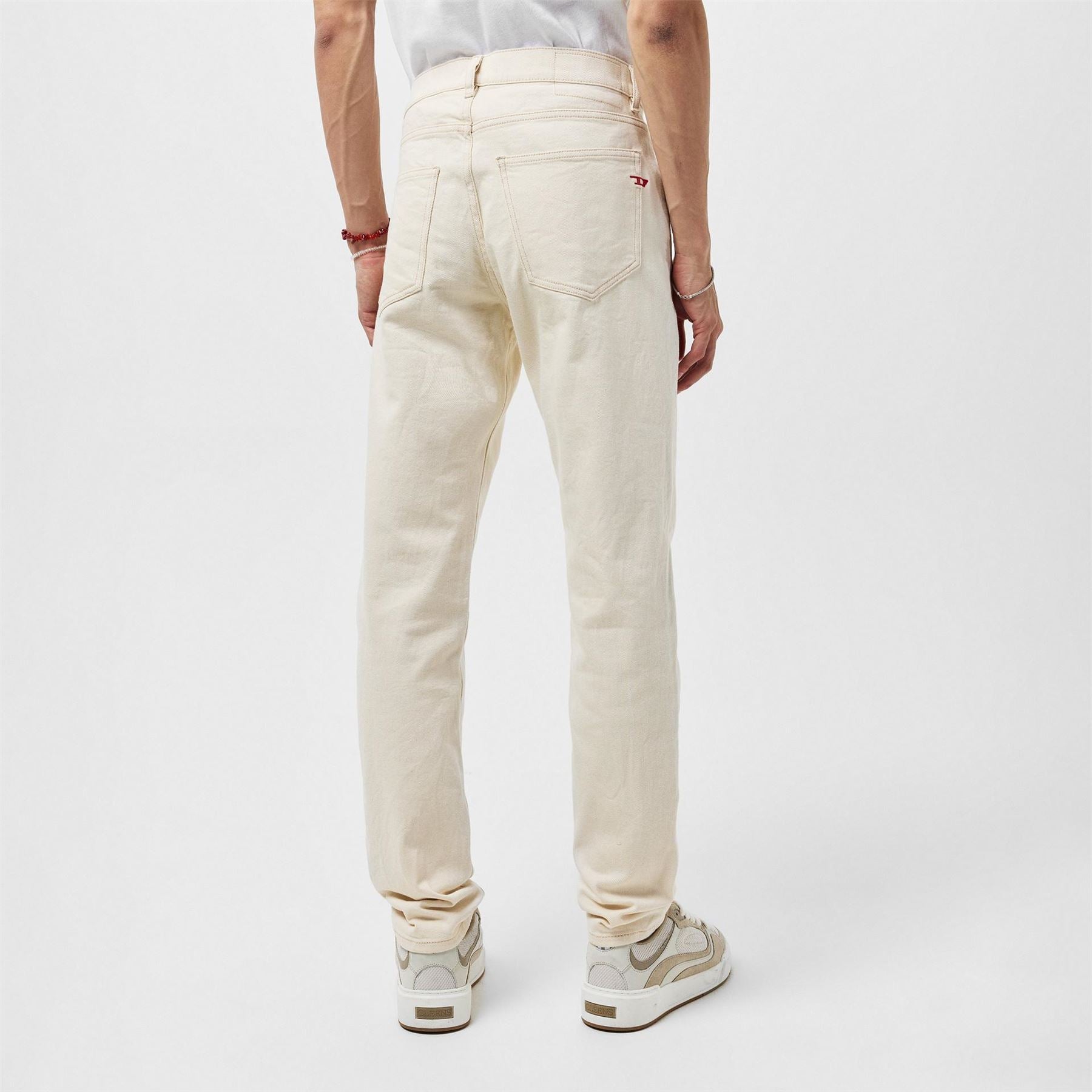 Diesel 2019 D Strukt