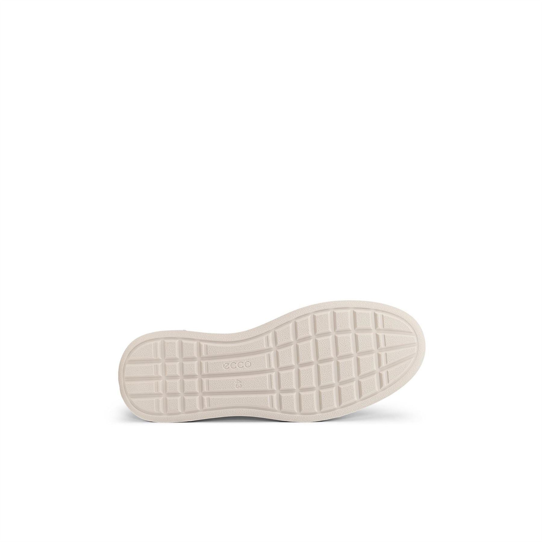 Ecco Court Trainers