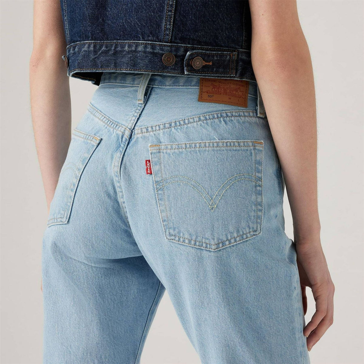 Levis 501 Cropped Mid Rise Cotton Straight Leg Jeans