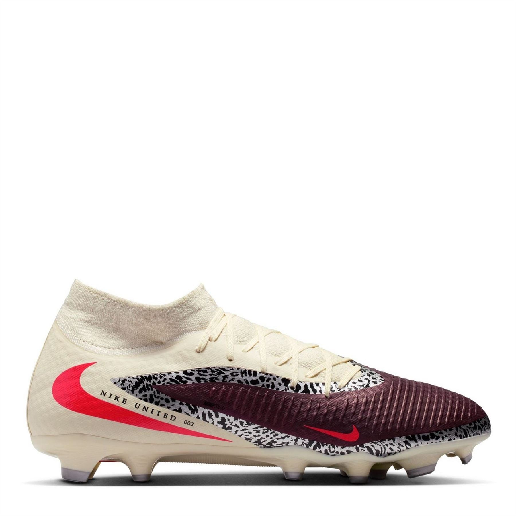 Nike Phantom 6 Academy Adults Multi Ground Football Boots
