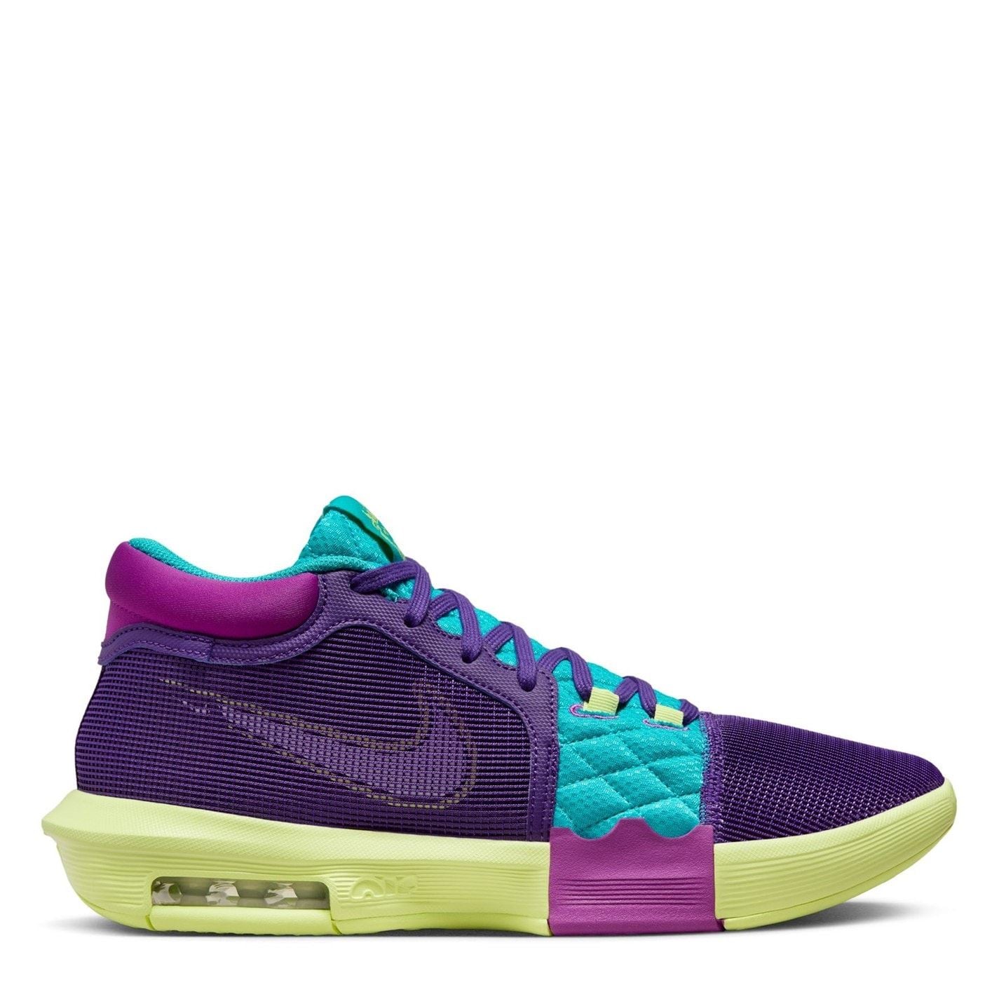Nike Lebron Witness VIII Mid Top Basketball Sneakers