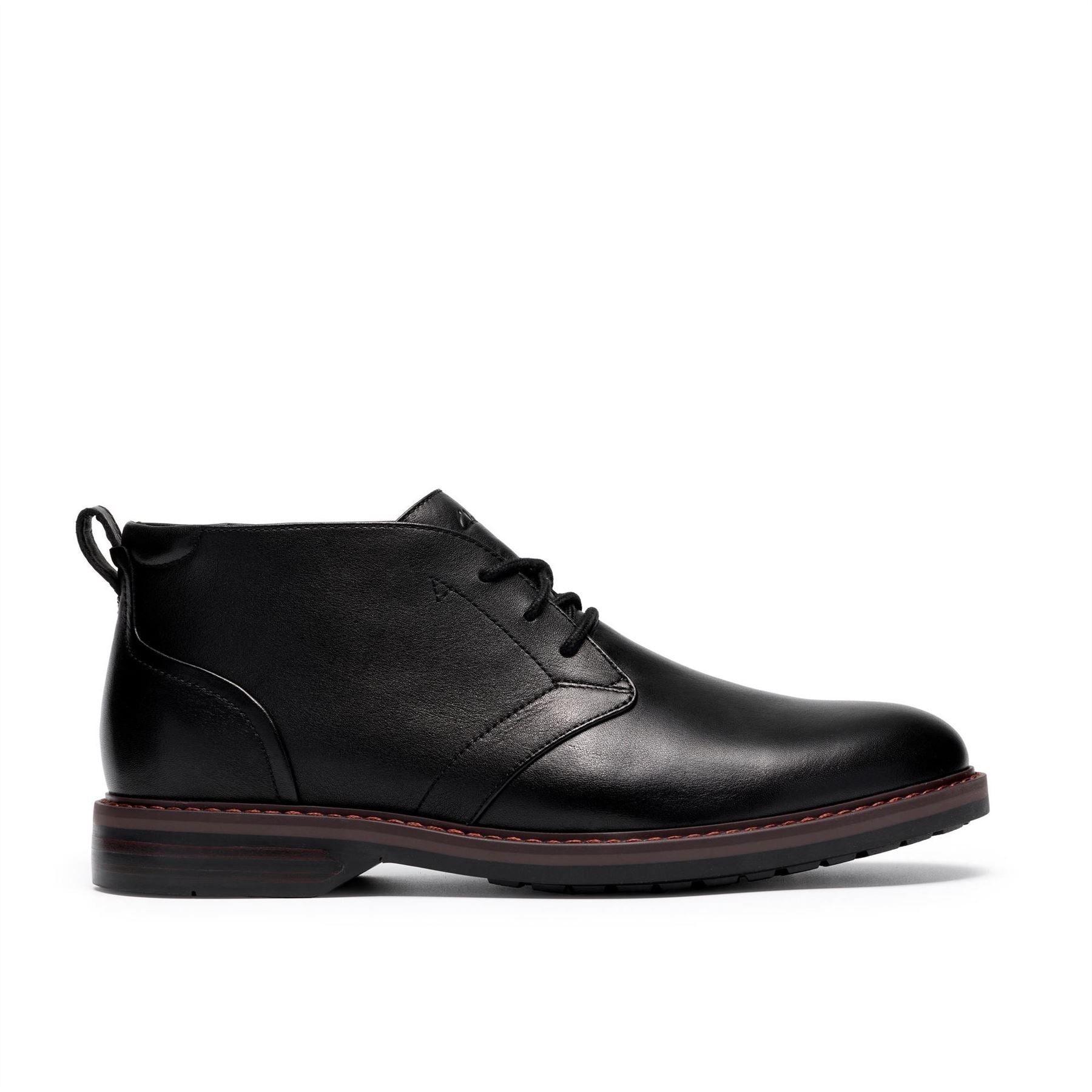 Clarks Aldwin 2 Leather Waterproof Chukka Boots