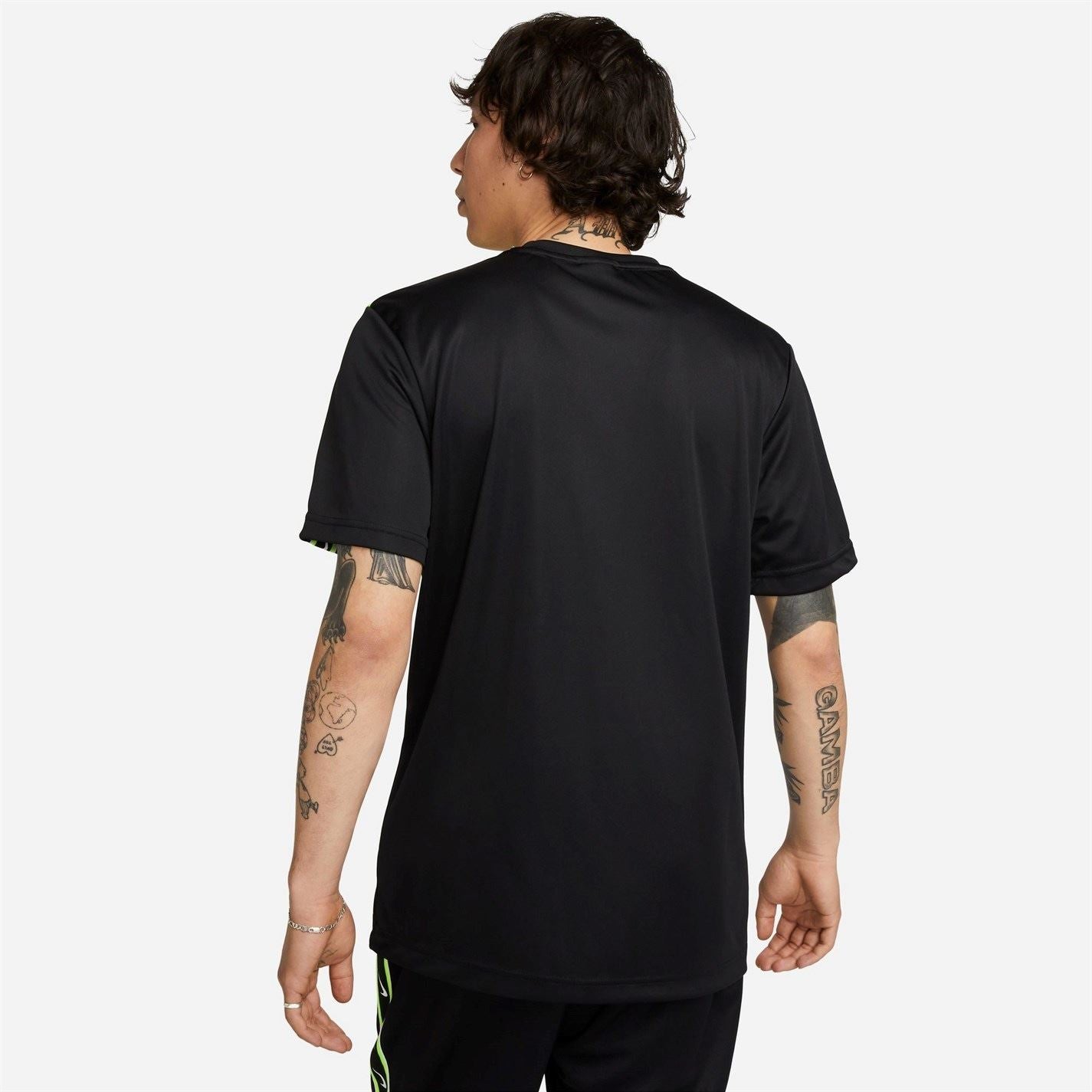 Nike Mens Sportswear Repeat T-Shirt