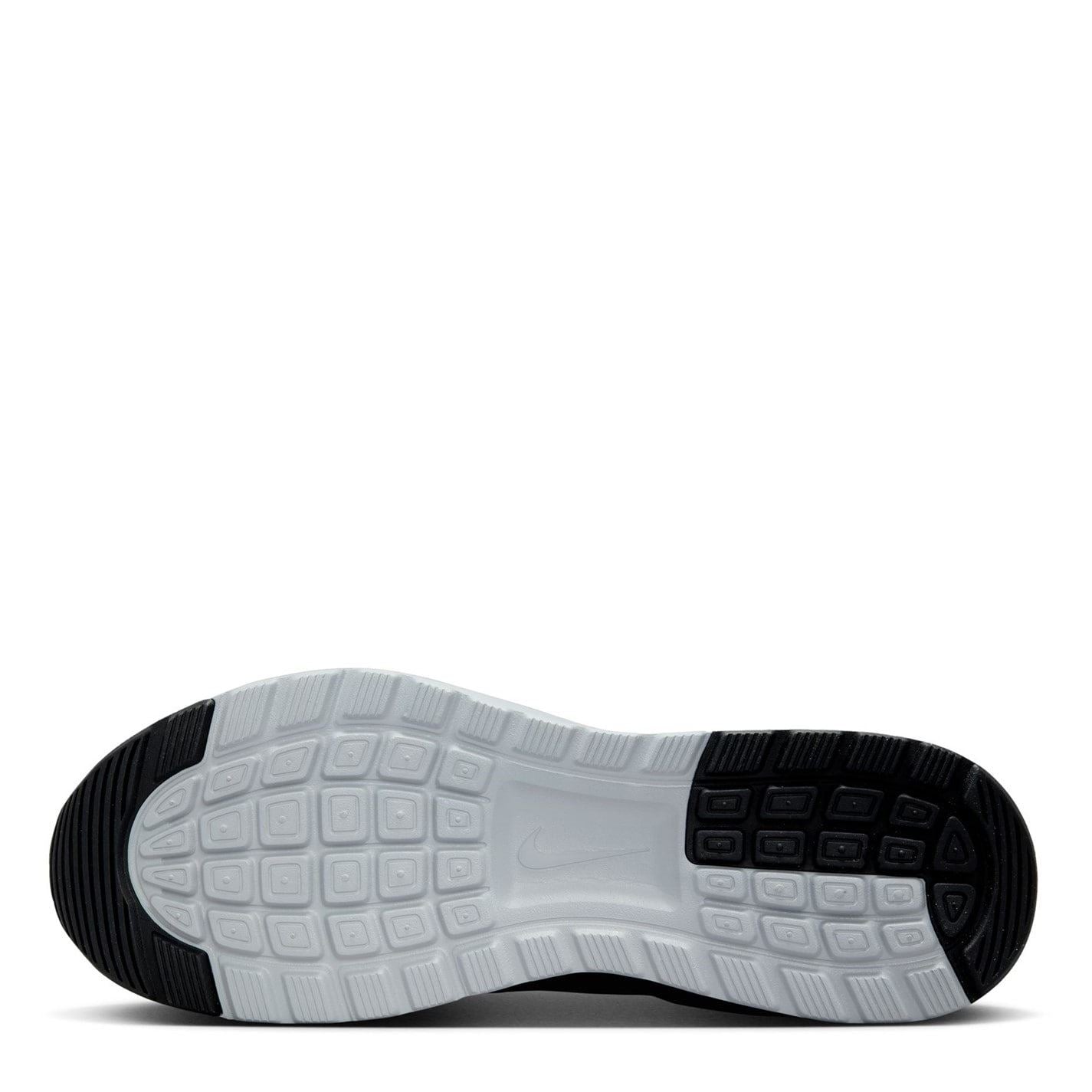 Nike Air Max Nuaxis Low Top Running Sneakers