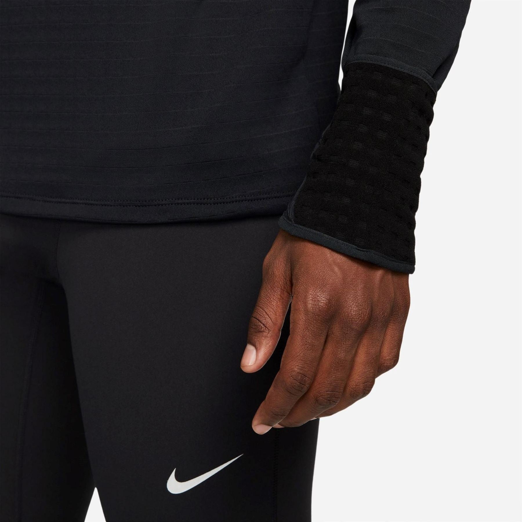 Nike Mens Therma Fit Repel Element 1 4 Zip Running Top