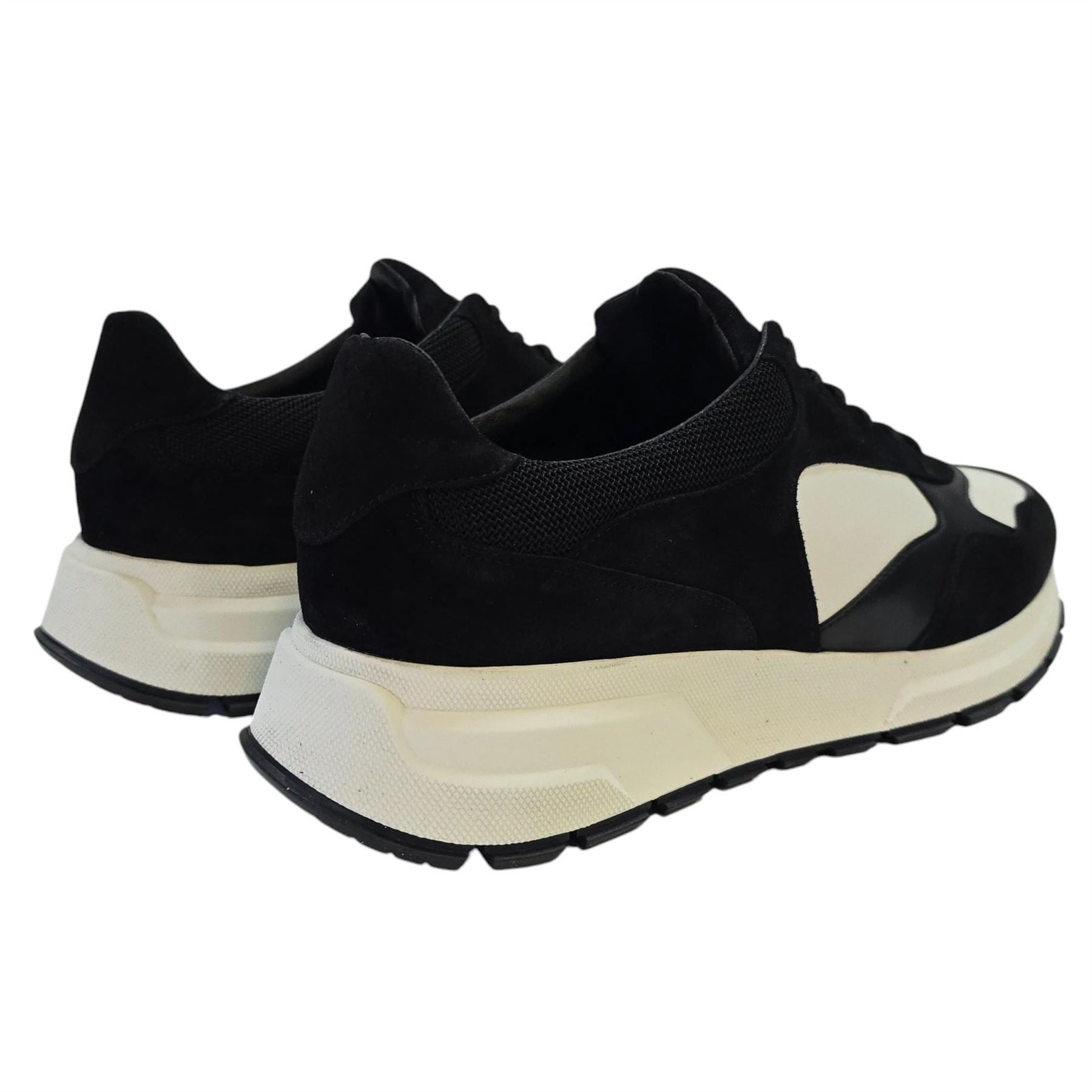 Loyalti Martin Runners