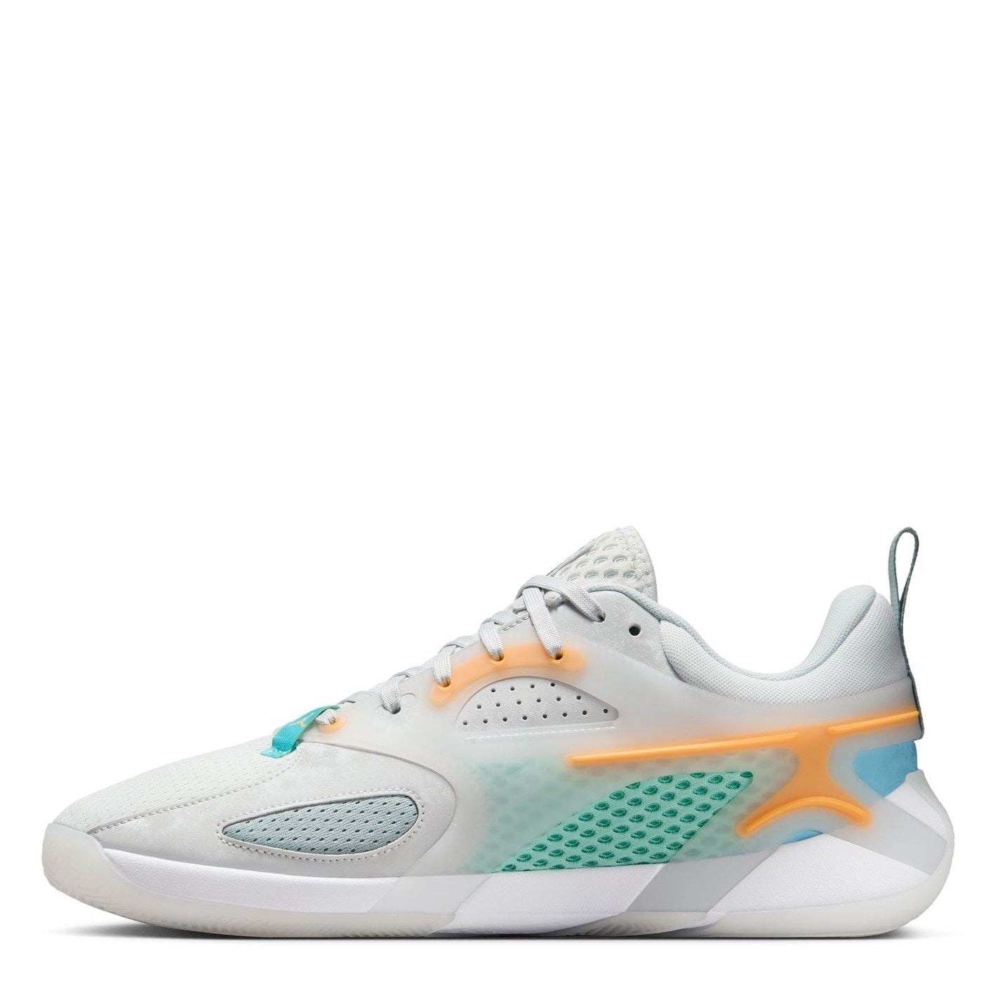 Nike Heir Basketball Round Toe Flat Heel Trainers